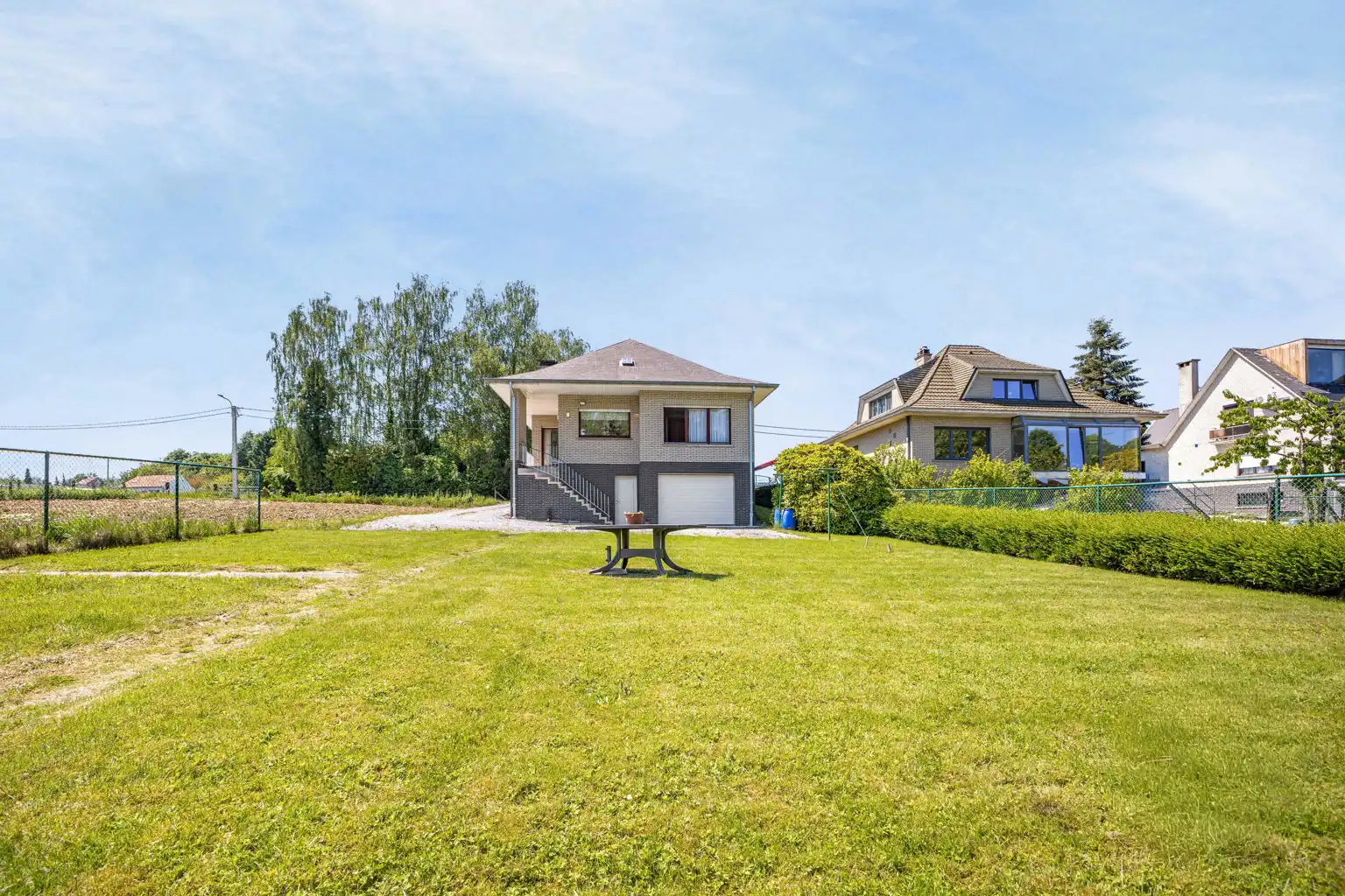 Woning met 2 slpks, zolder, volledig onderkelderd en tuin foto 23