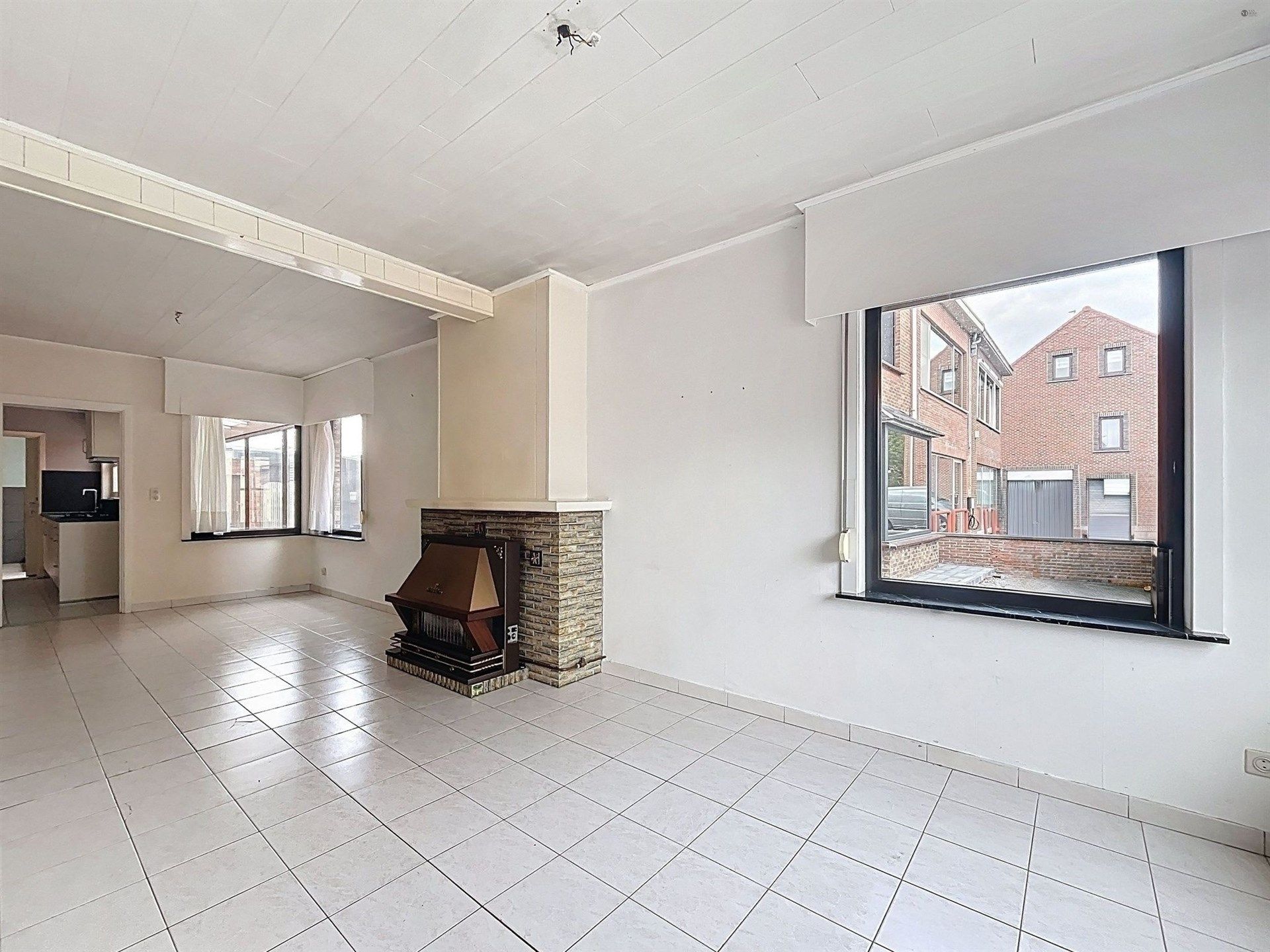 Half open bebouwing op een terrein van 409 m² foto 5