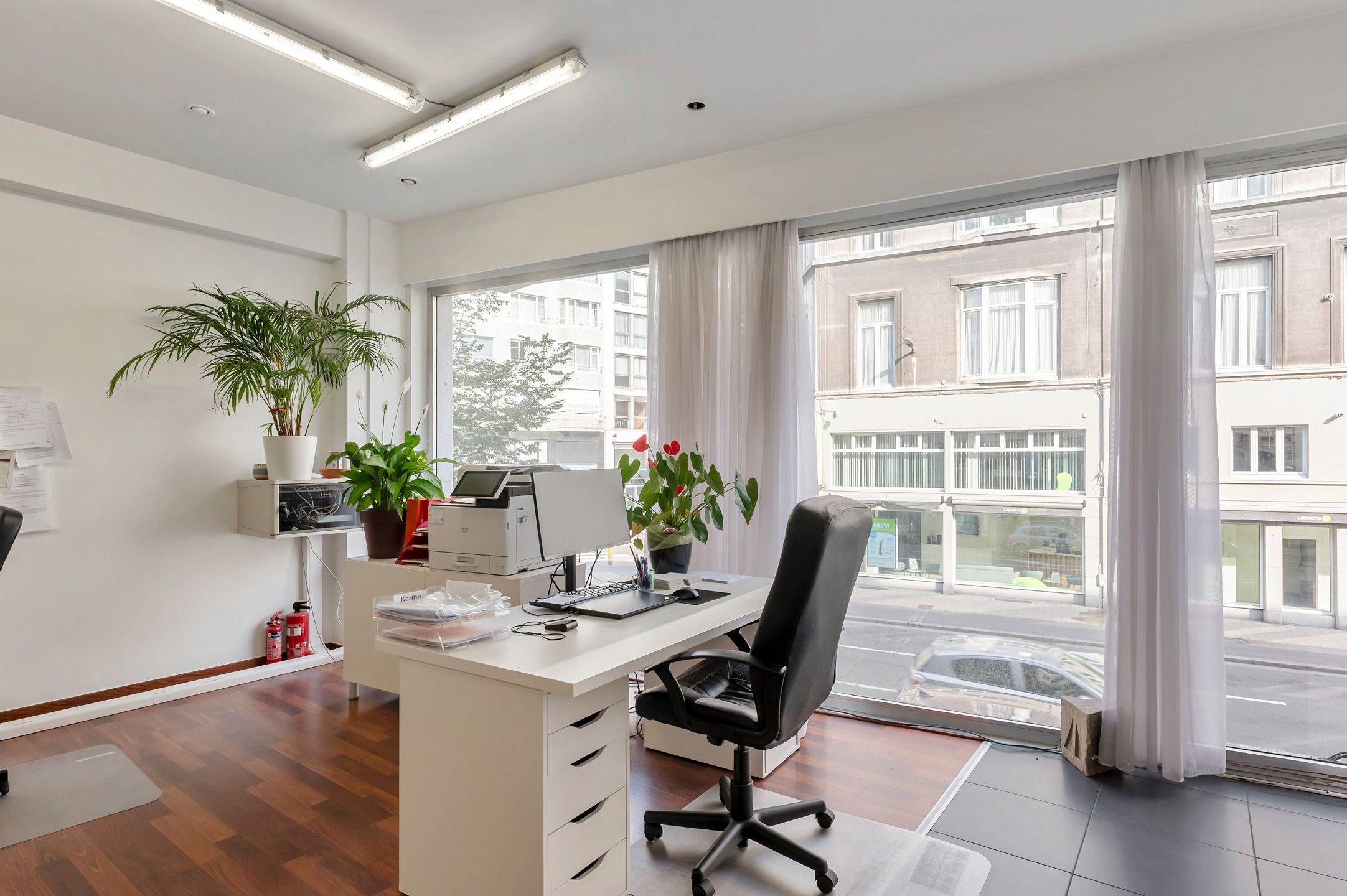 Lichtrijk kantoor- of praktijkruimte in hartje Antwerpen. foto 6