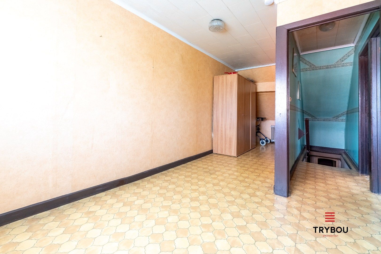 Verrassend ruime woning aan de rand van Houthulst op ruim perceel van 720m². foto 22