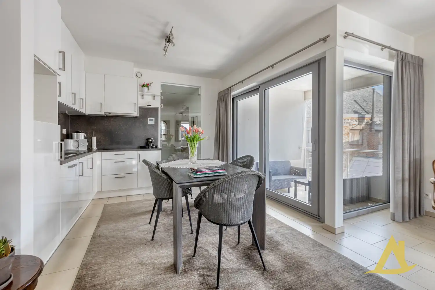 LUXUEUS, ENERGIEZUINIG APPARTEMENT - CENTRUM DIEST! foto 14