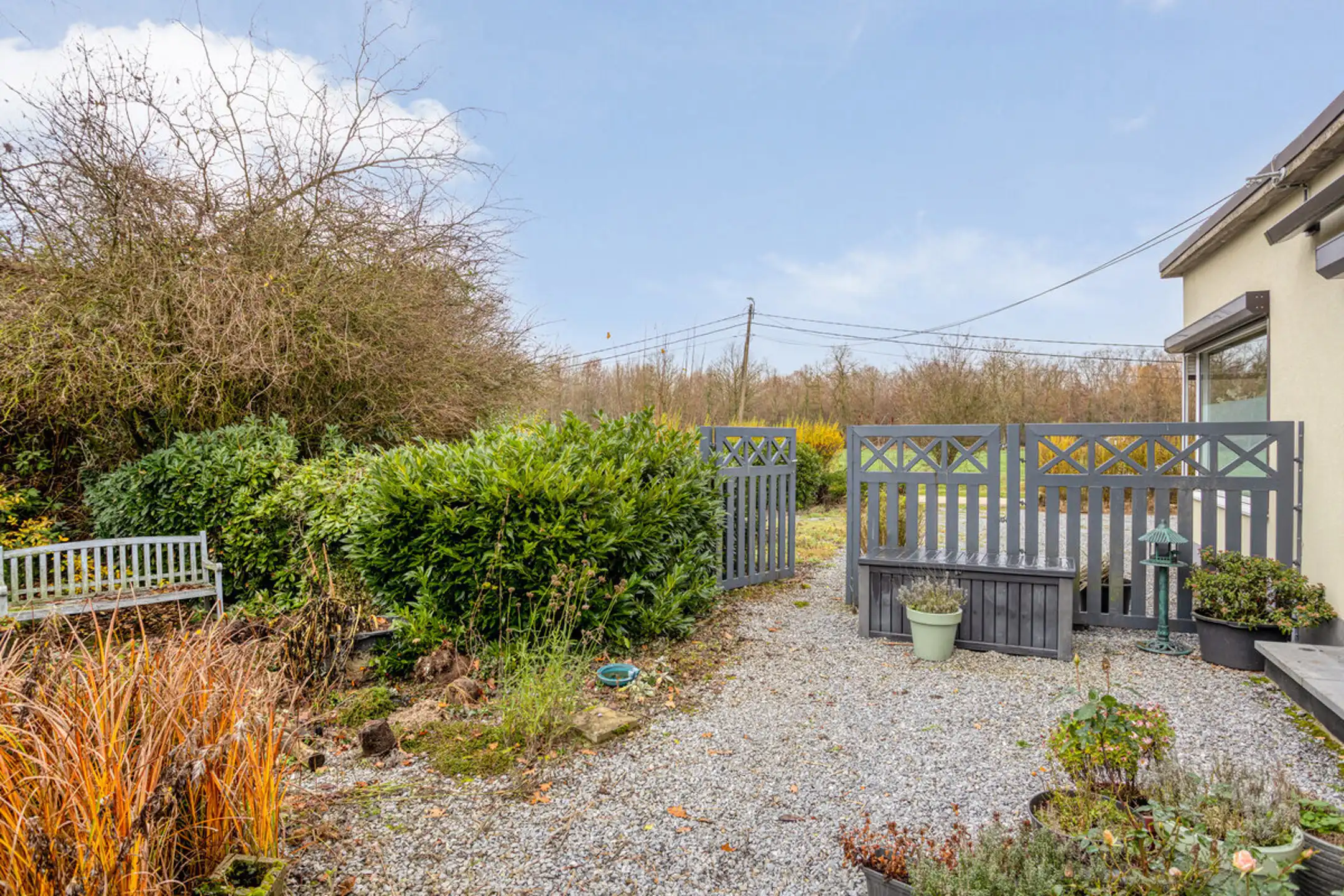 Uniek rustig gelegen woning met 3 slaapkamers en garage foto 9