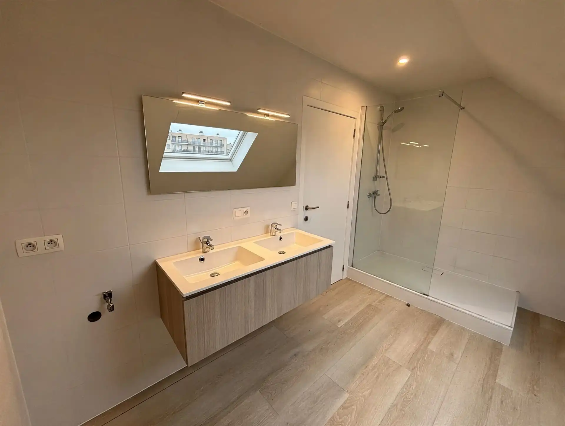 Duplex appartement in het centrum van Aalst foto 13