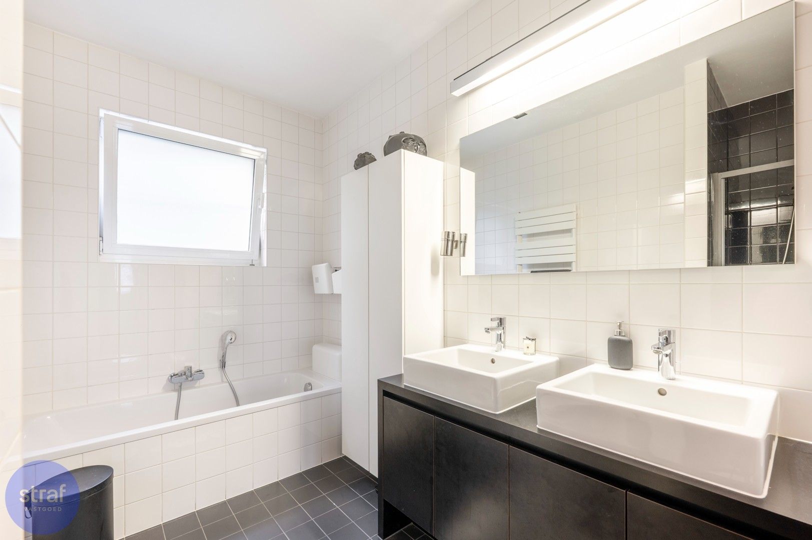 Moderne woning met leuke tuin op Regatta foto 11