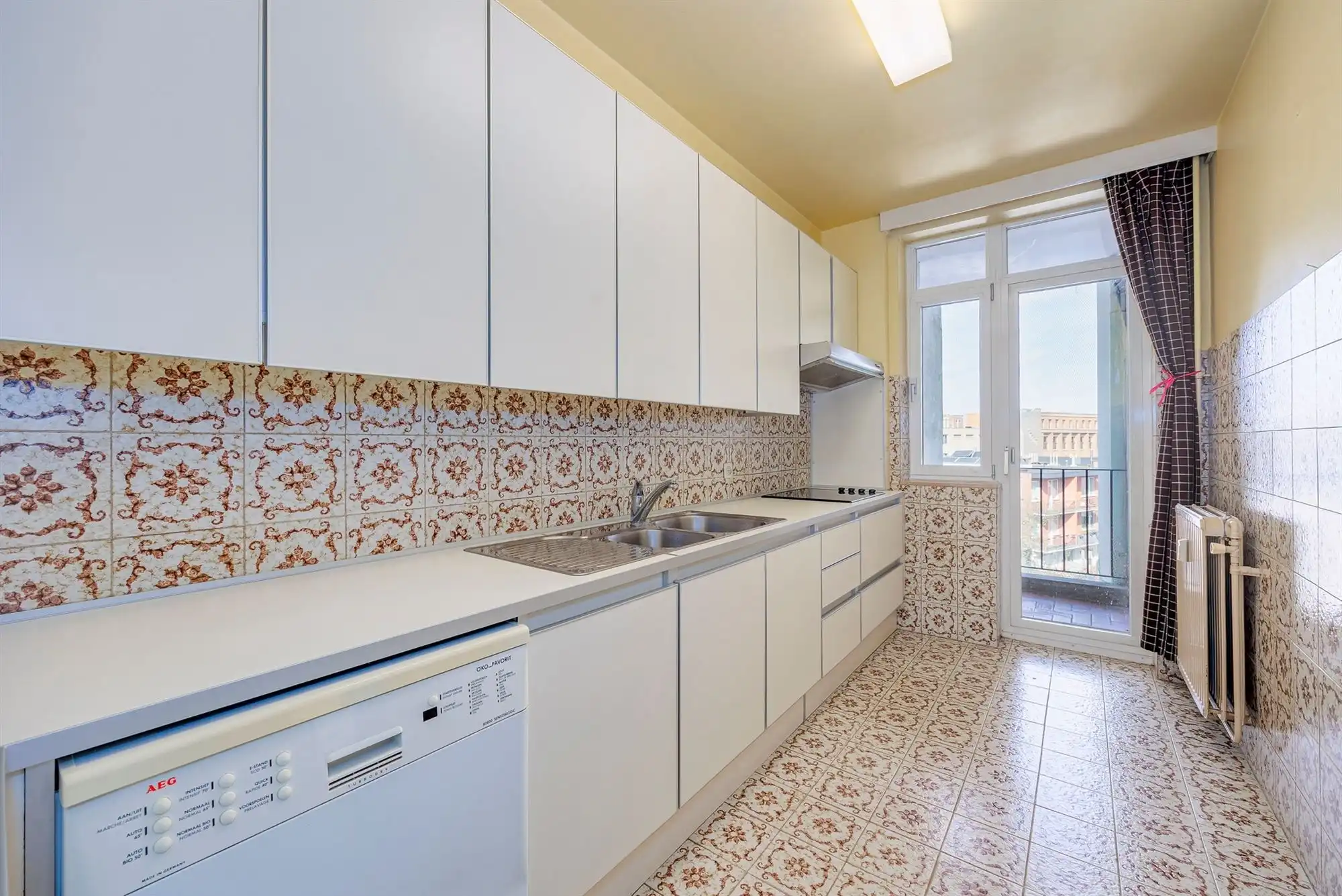 Ruim 3 Slaapkamer appartement vlakbij het Rivierenhof foto 3