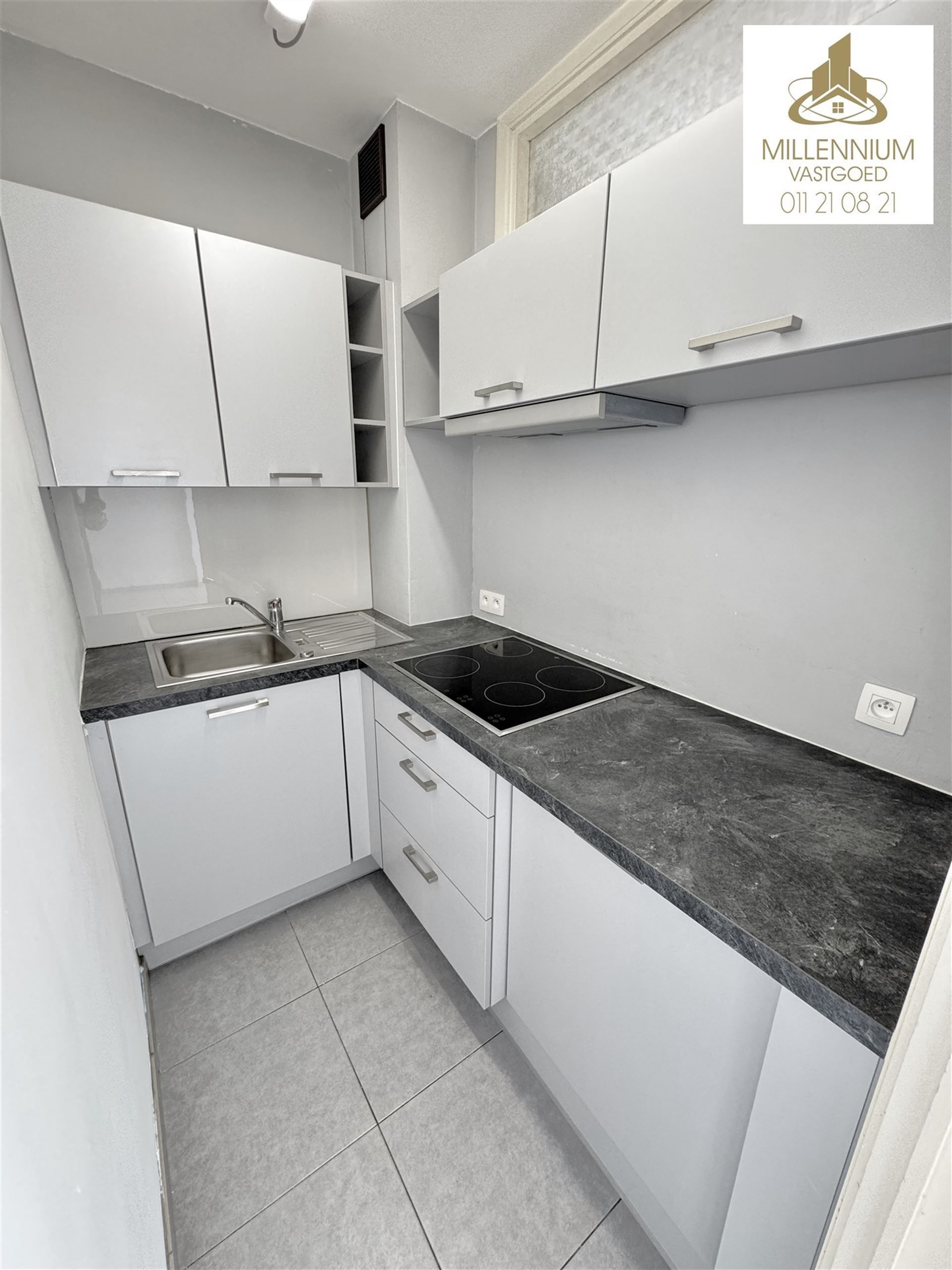 Moderne Studio van 40m² in Hartje Genk foto 15