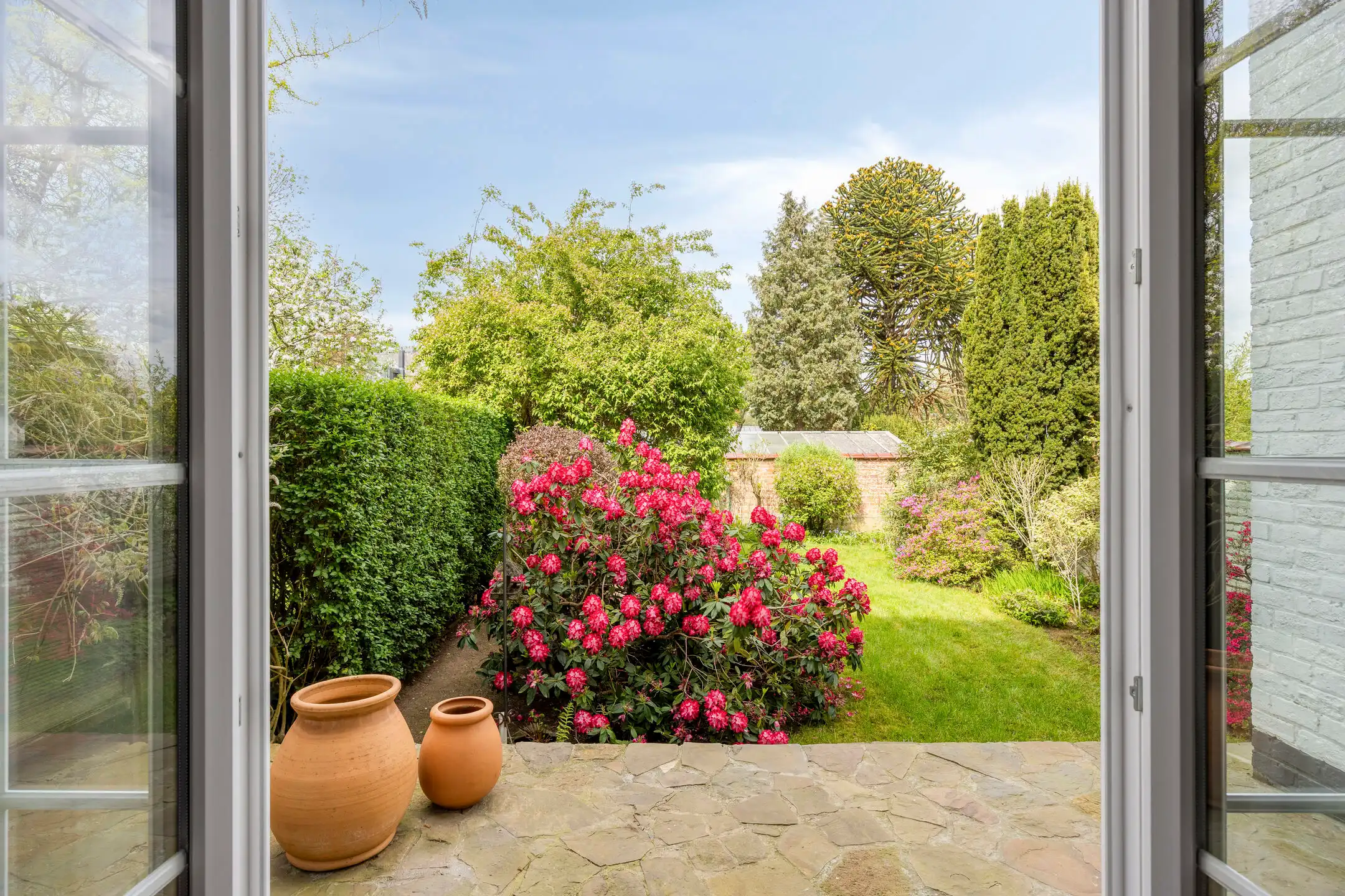 Authentieke villa met 3 kamers, garage en prachtige tuin! foto 11