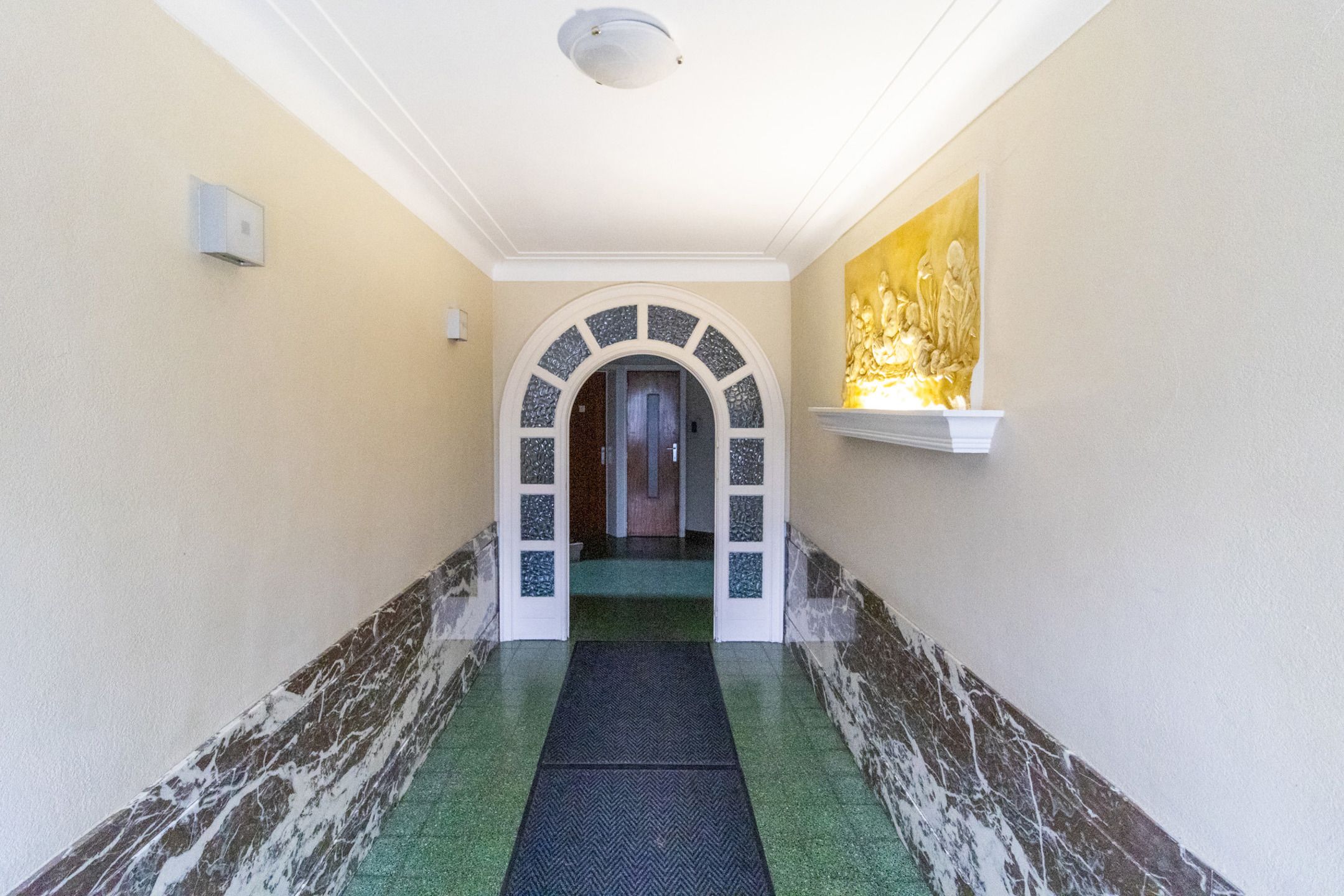Opbrengsteigendom met 8 appartementen foto 7
