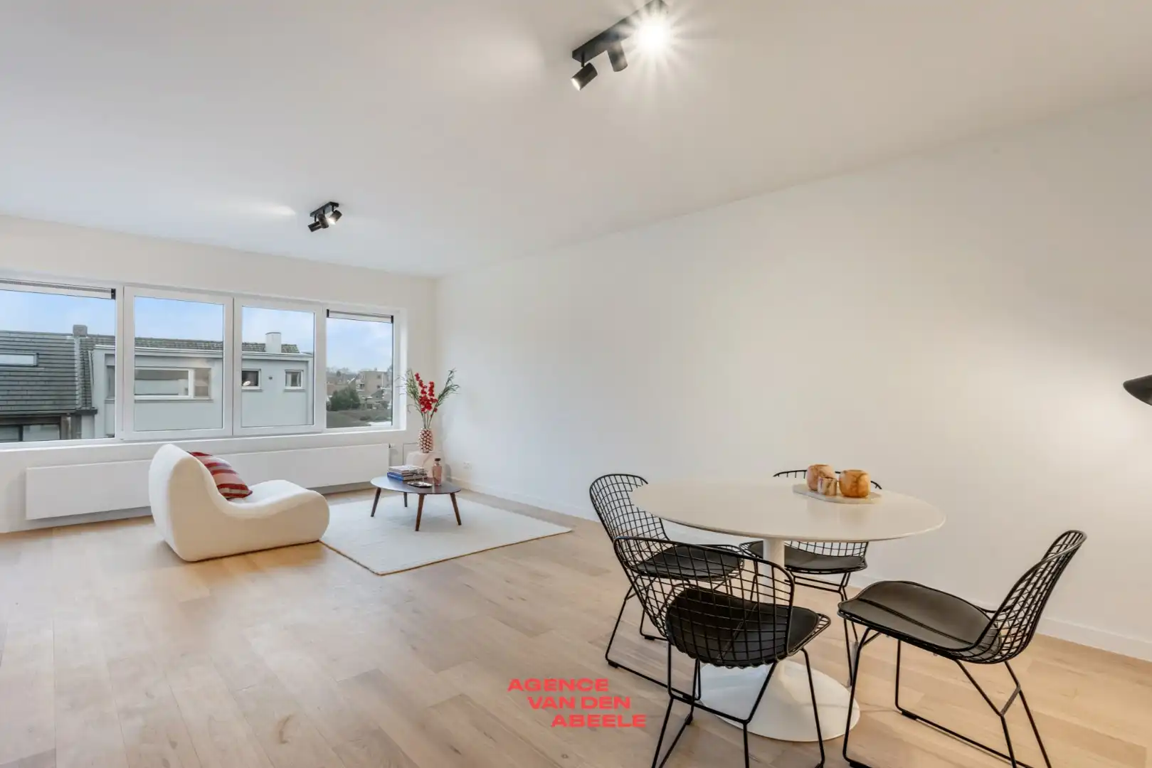 Gerenoveerd A label  appartement met 2 slaapkamers  en terras  foto 3