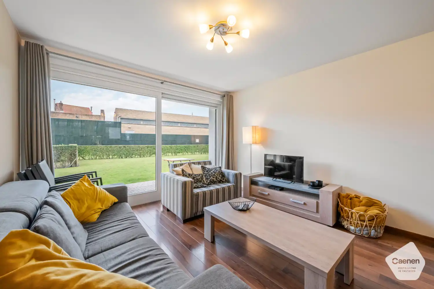 Hoofdfoto van de publicatie: Rustig gelegen prachtig instapklaar twee slaapkamer appartement op wandelafstand van het strand