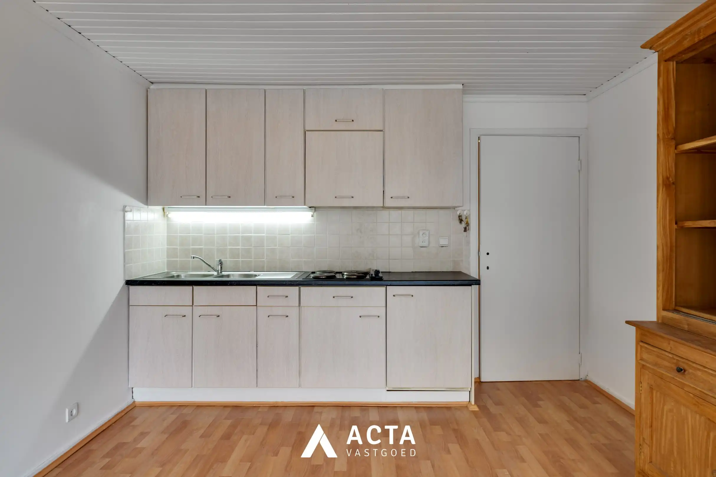 Instapklare studio met terras in Mariakerke foto 3