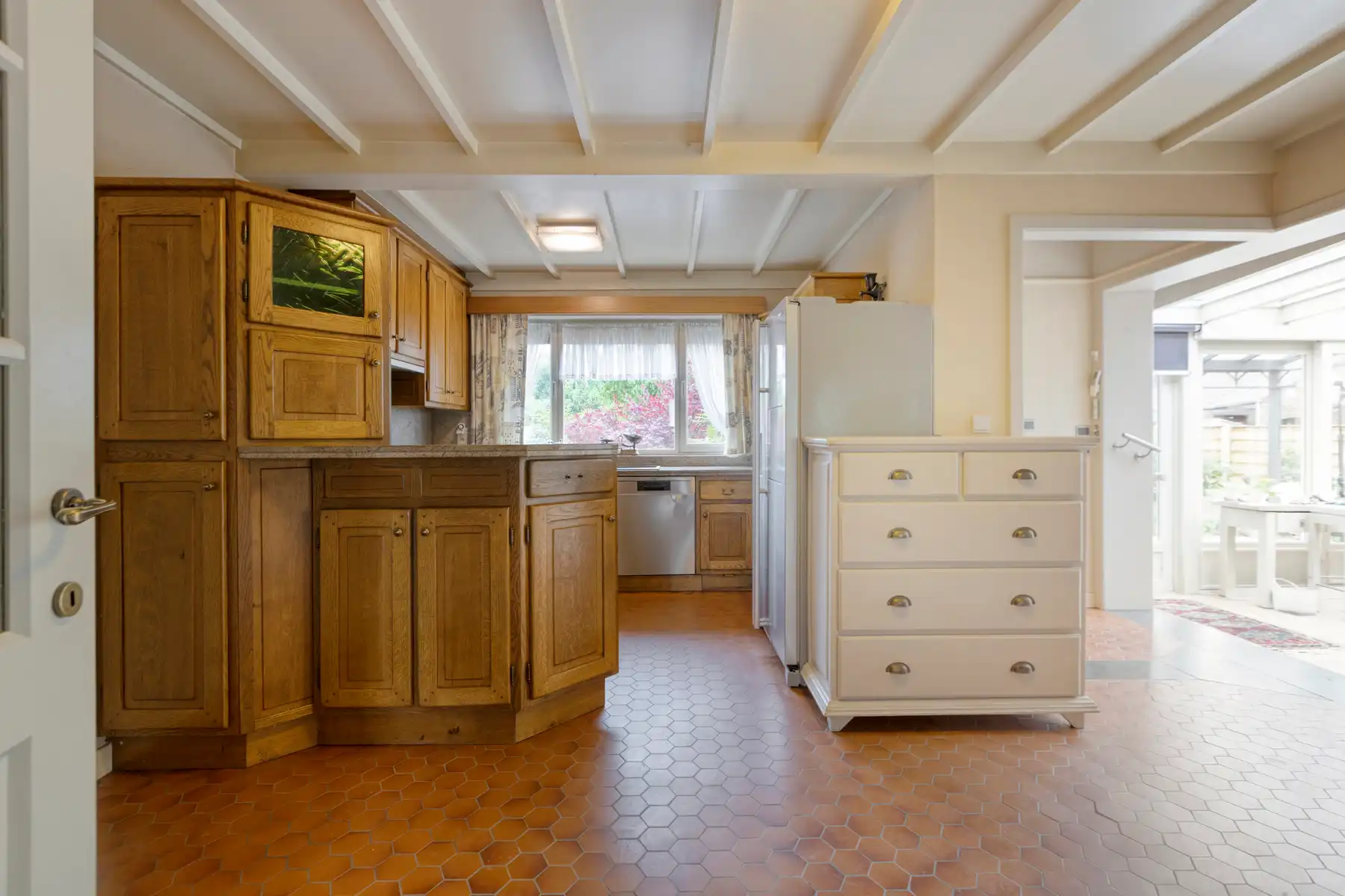 Vrijstaande woning met uitzonderlijke grote tuin in dorpskern Geistingen (Kinrooi) foto 8