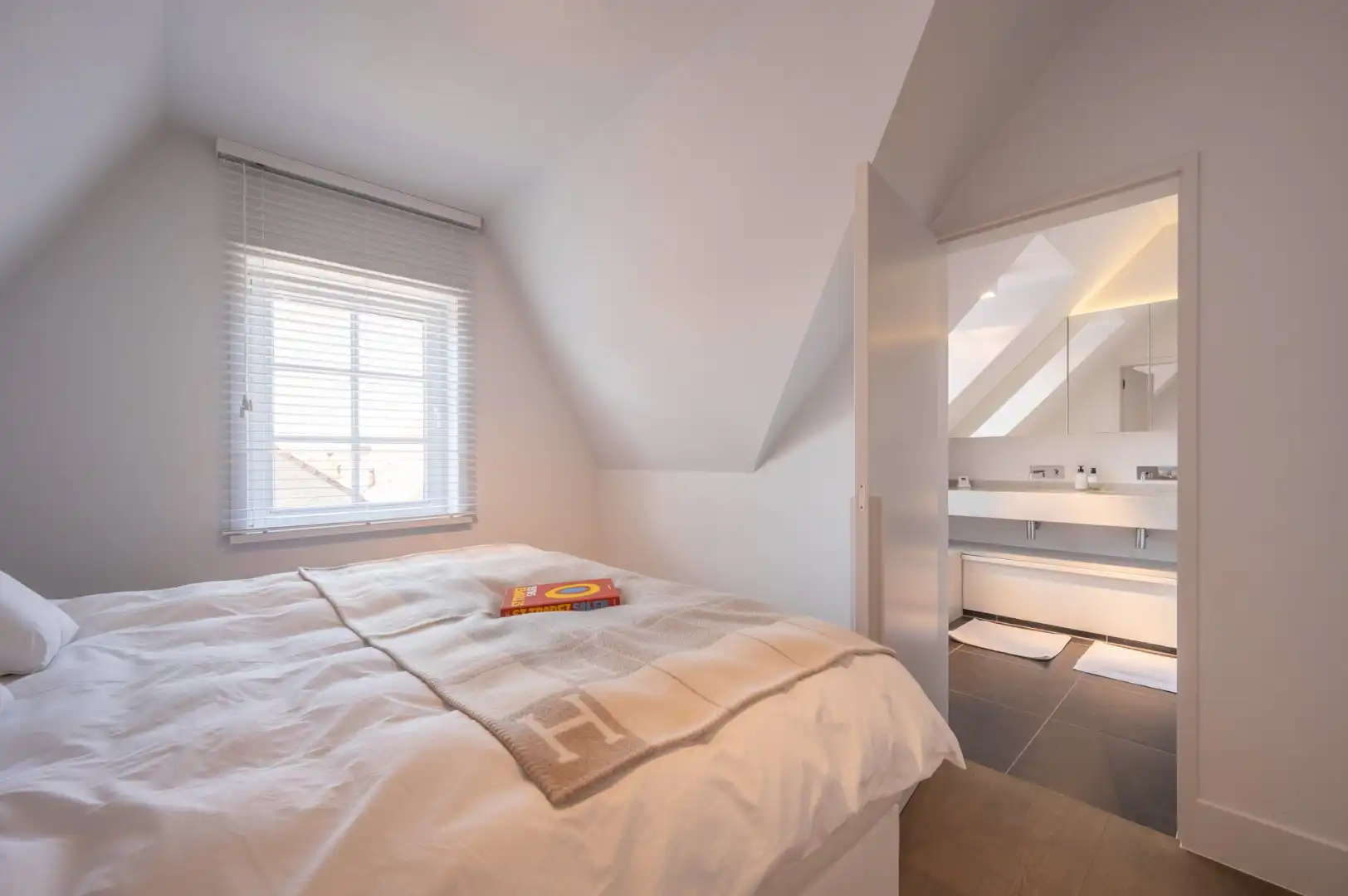 Exclusieve bel-étagewoning op toplocatie nabij Duinenwater en toekomstige golf foto 21