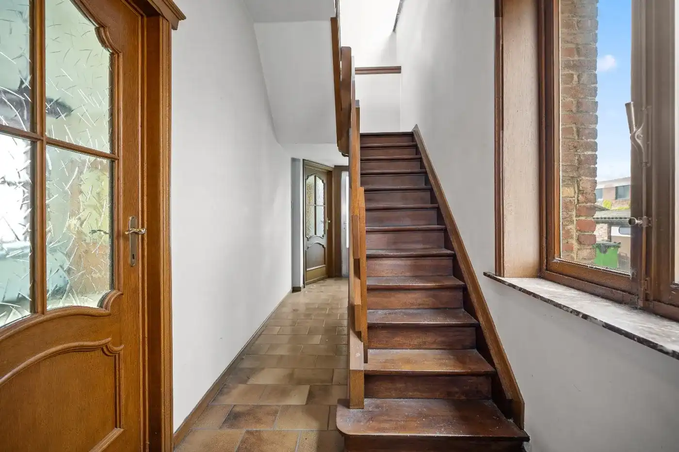Te renoveren woning met ruime loods en stockagemogelijkheden  foto 15