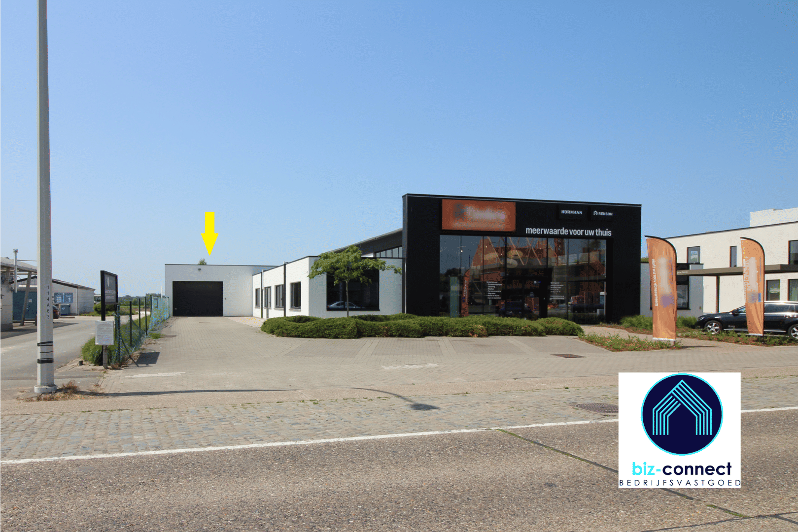 te huur Maldegem – magazijn of atelier van ca.420m². Uitstekende ligging. foto {{pictureIndex}}