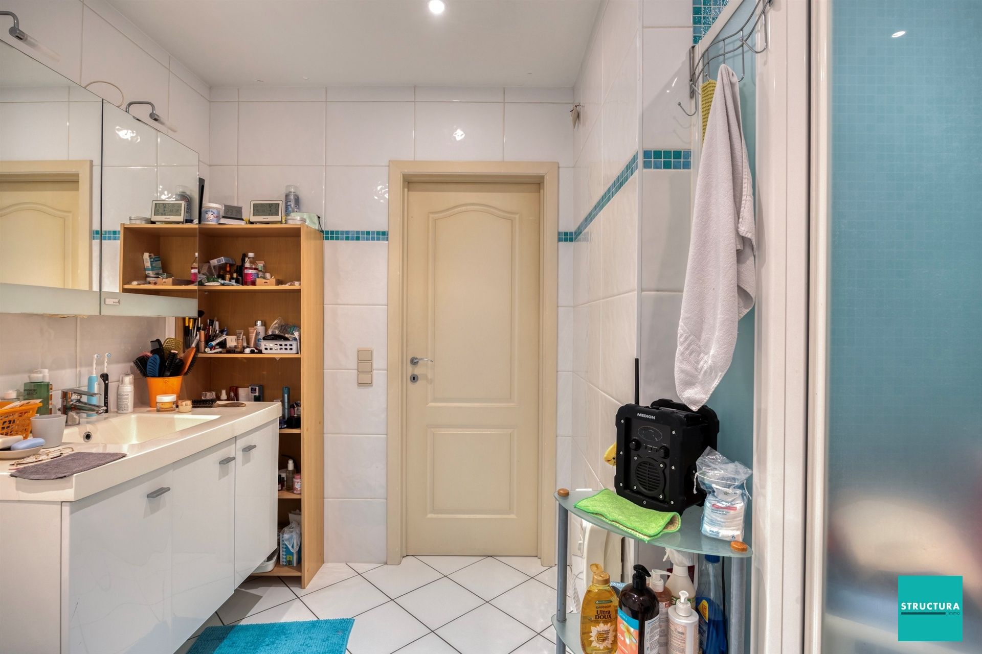 Ruim appartement met 2 kamers en terras foto 13