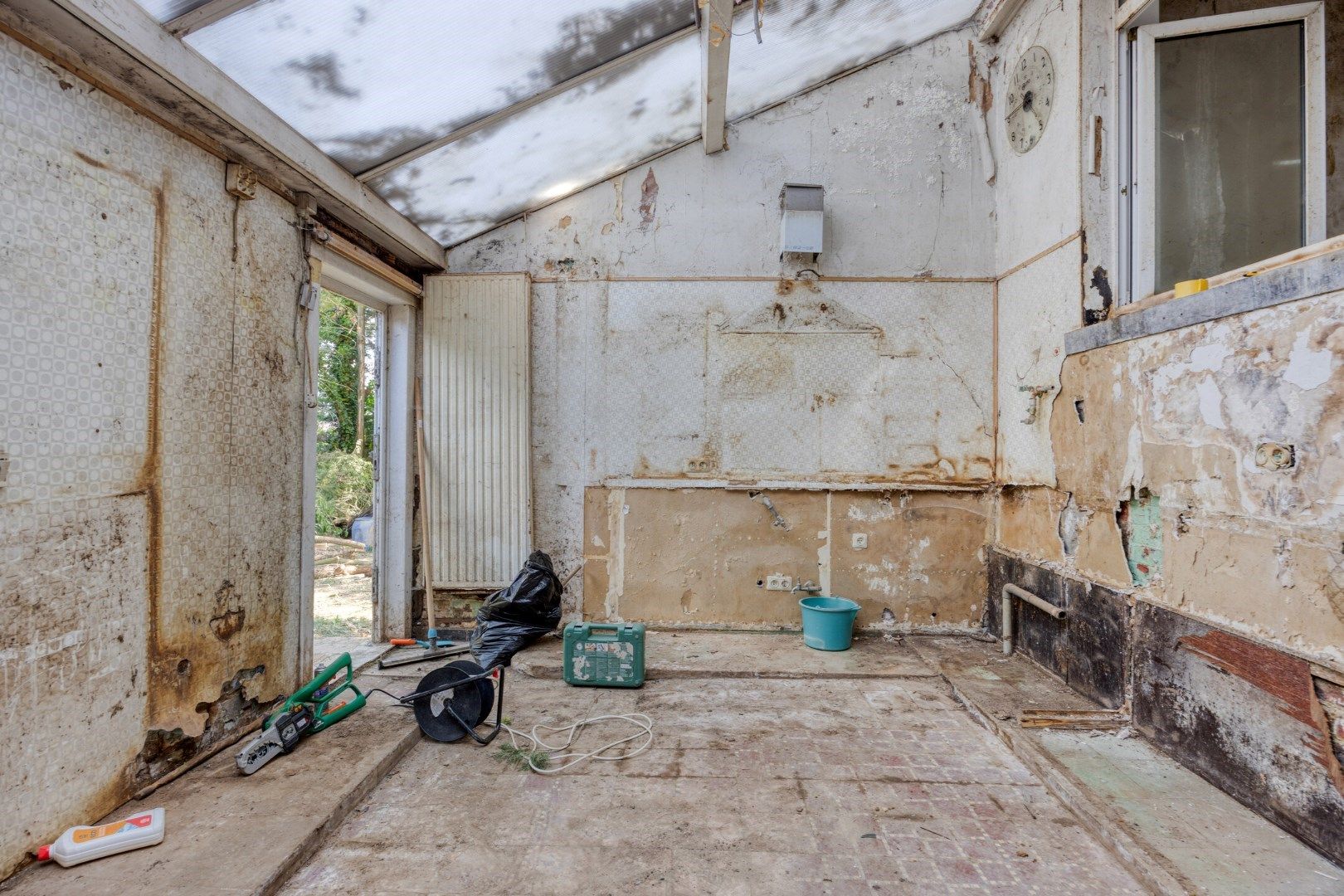 Te renoveren halfopen bebouwing met 3 slaapkamers en ruime tuin in hartje Kessel-Lo  foto 6