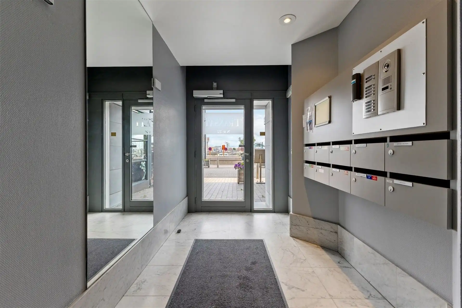 JACHTHAVEN / GROTE TERRASSEN foto 33