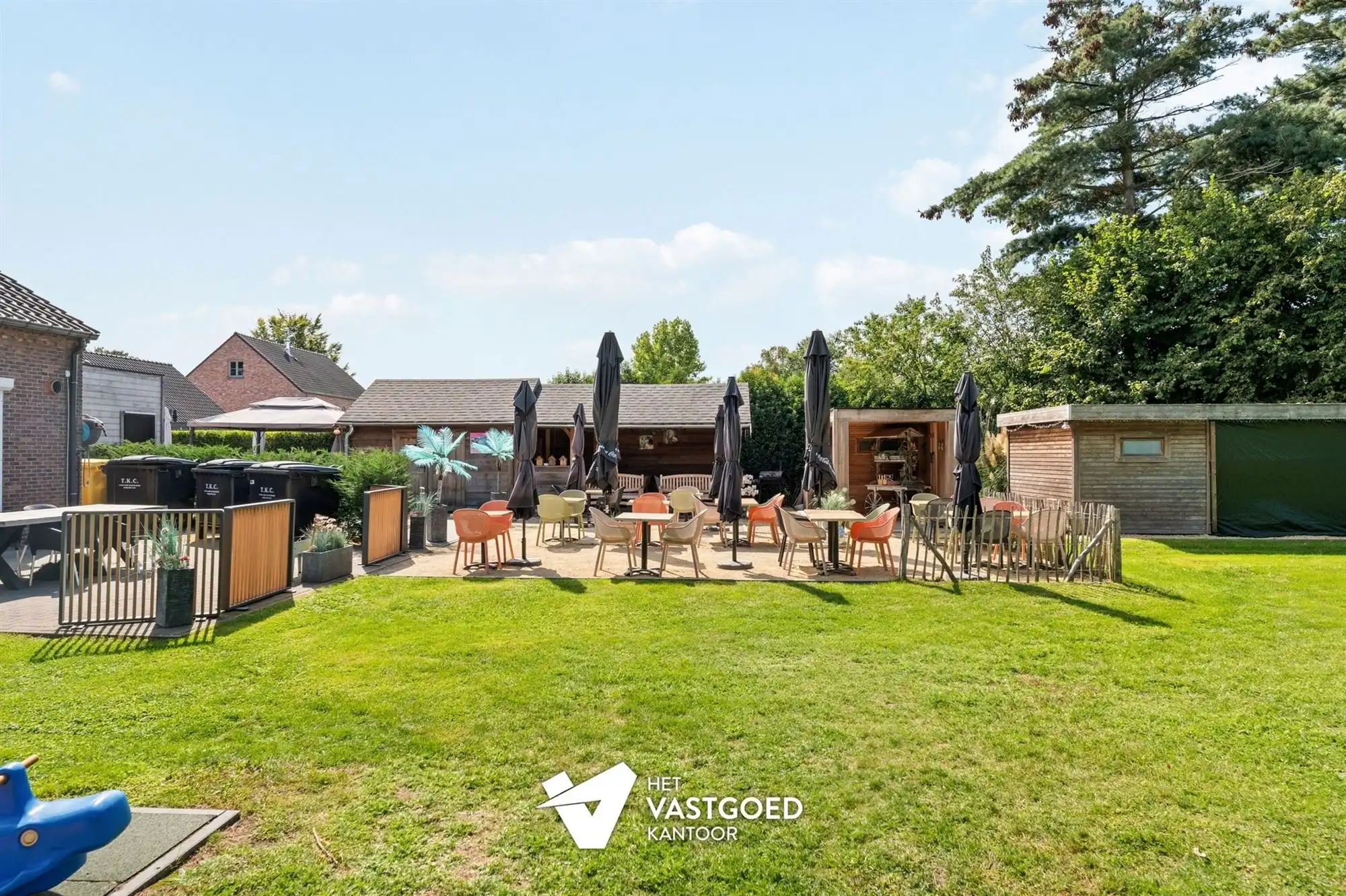 ZEER RUIME, ENERGIEZUINIGE WONING MET ENORM VEEL MOGELIJKHEDEN OP 5320M²! foto 40