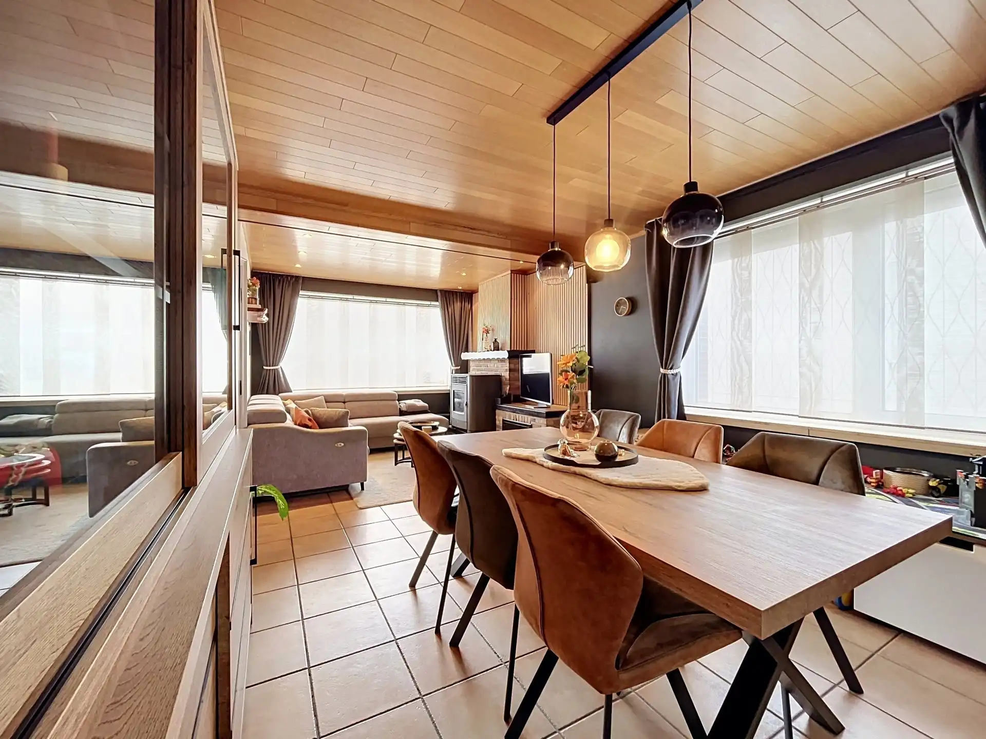 Hoofdfoto van de publicatie: Instapklare gezinswoning met 3 slaapkamers en garage!