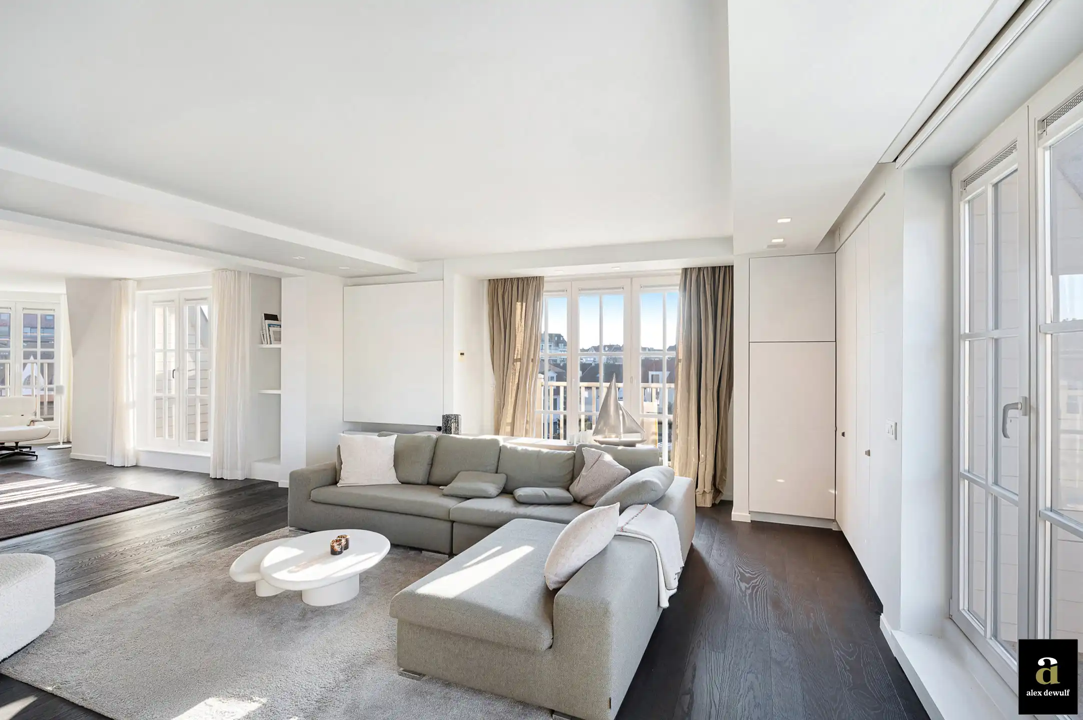 Unieke penthouse van 298 m² vlakbij de zee foto 4