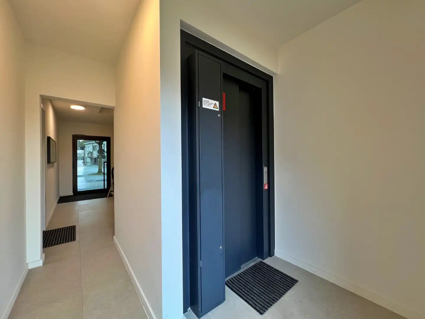 🏡 Instapklaar appartement met 3 slaapkamers in Lovendegem foto 18