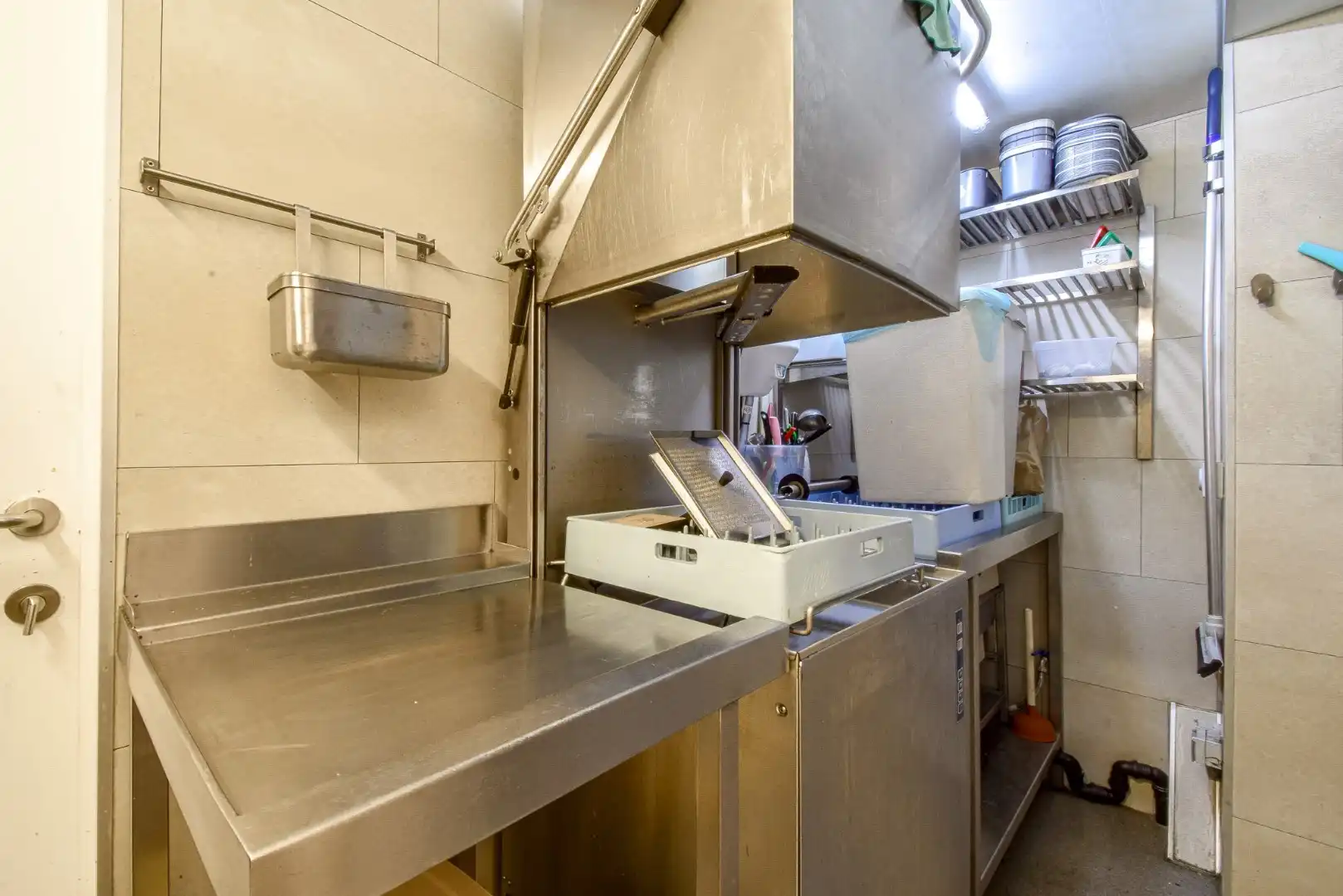 Horecazaak met woonst foto 9