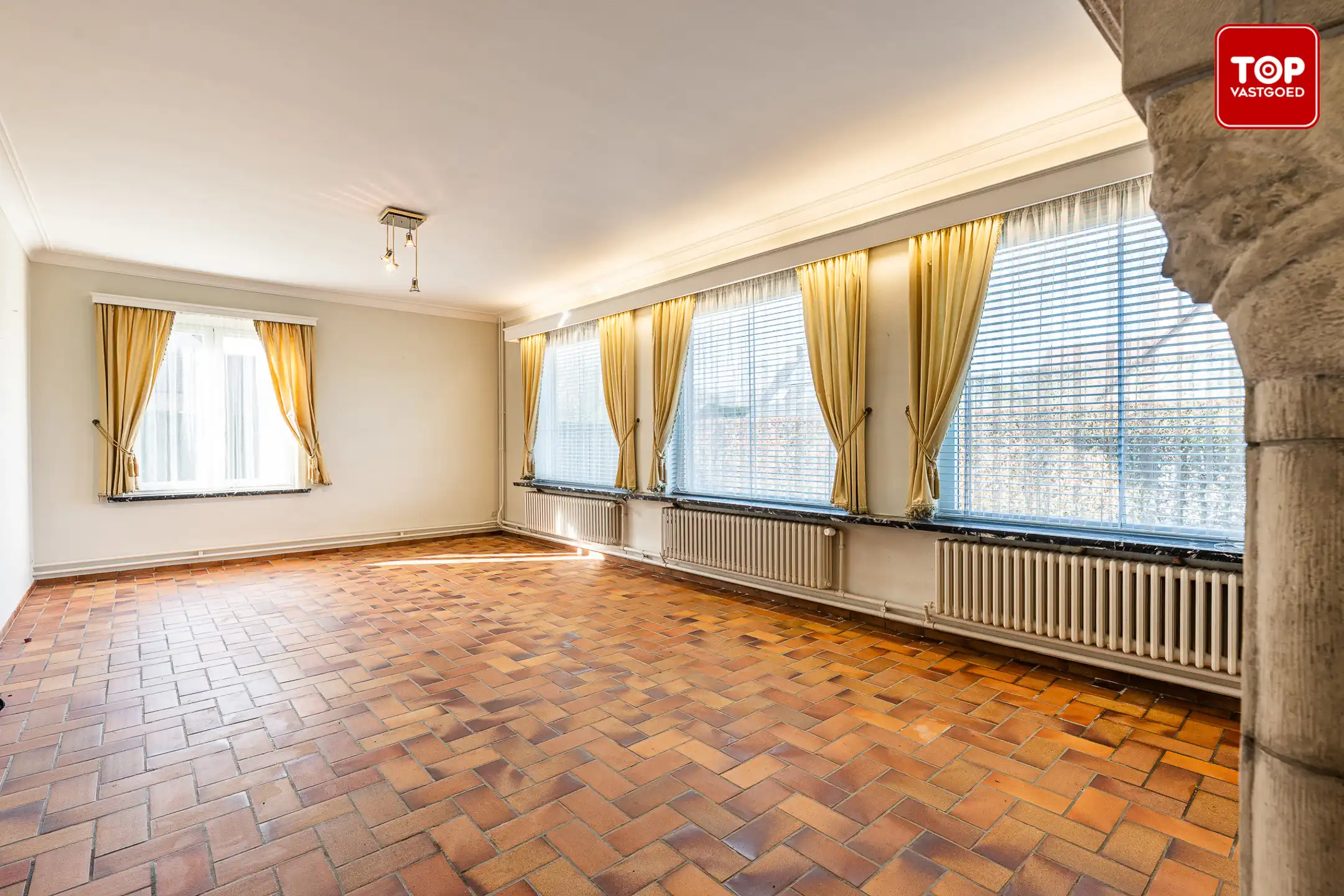 Ruime woning met uitzonderlijk potentieel op rustig gelegen perceel foto 5