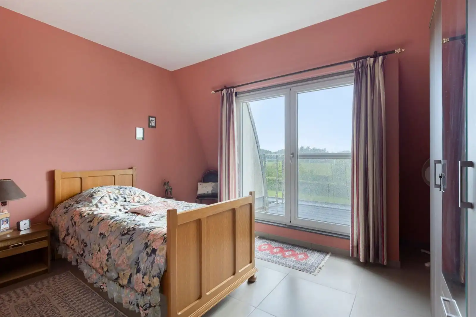 Ruim en recent duplex-appartement (120m²) met 4 terrassen en garage foto 20