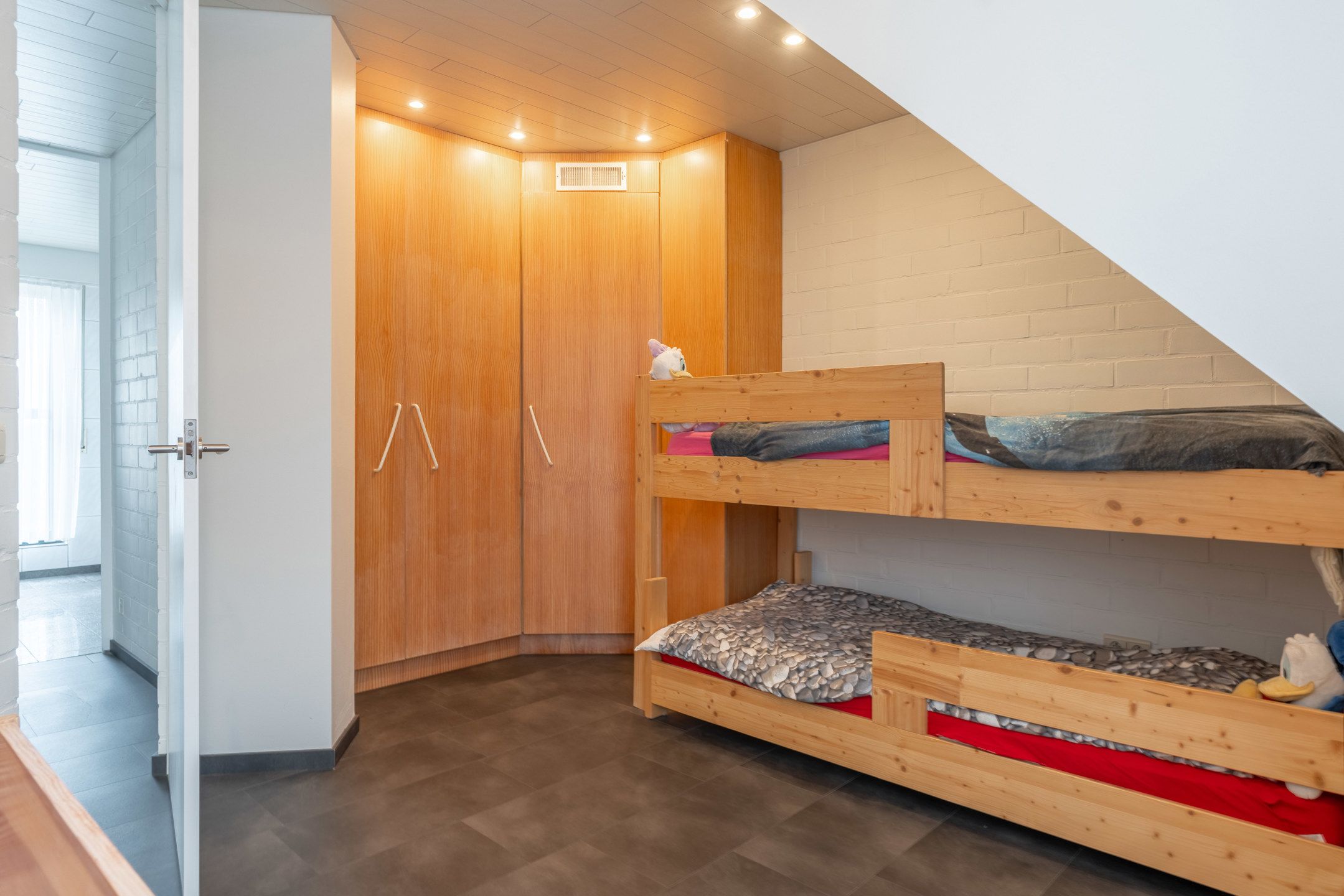 Zeer interessante handelszaak met woonst in Vosselaar foto 37