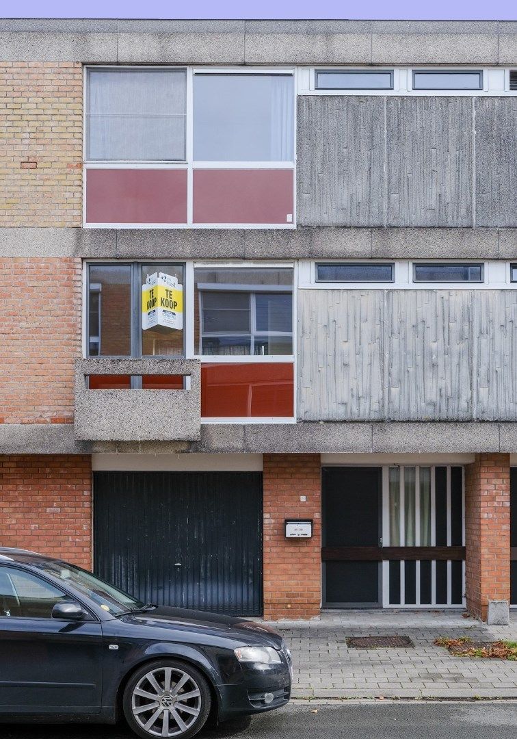 Op te knappen belétage-woning met garage en tuin, in doodlopende straat  foto 2