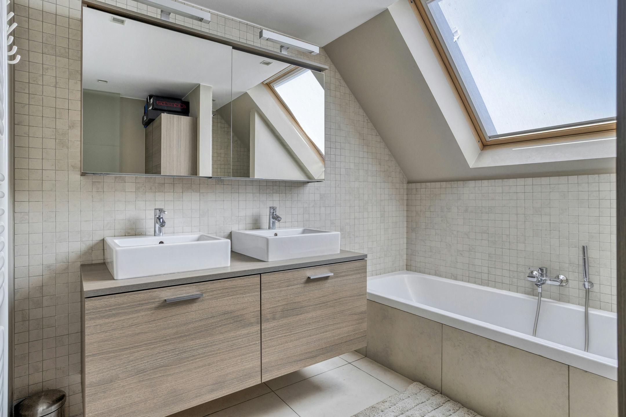 Prachtig duplex appartement (109m²) met 2 slpk in Rumbeke foto 9