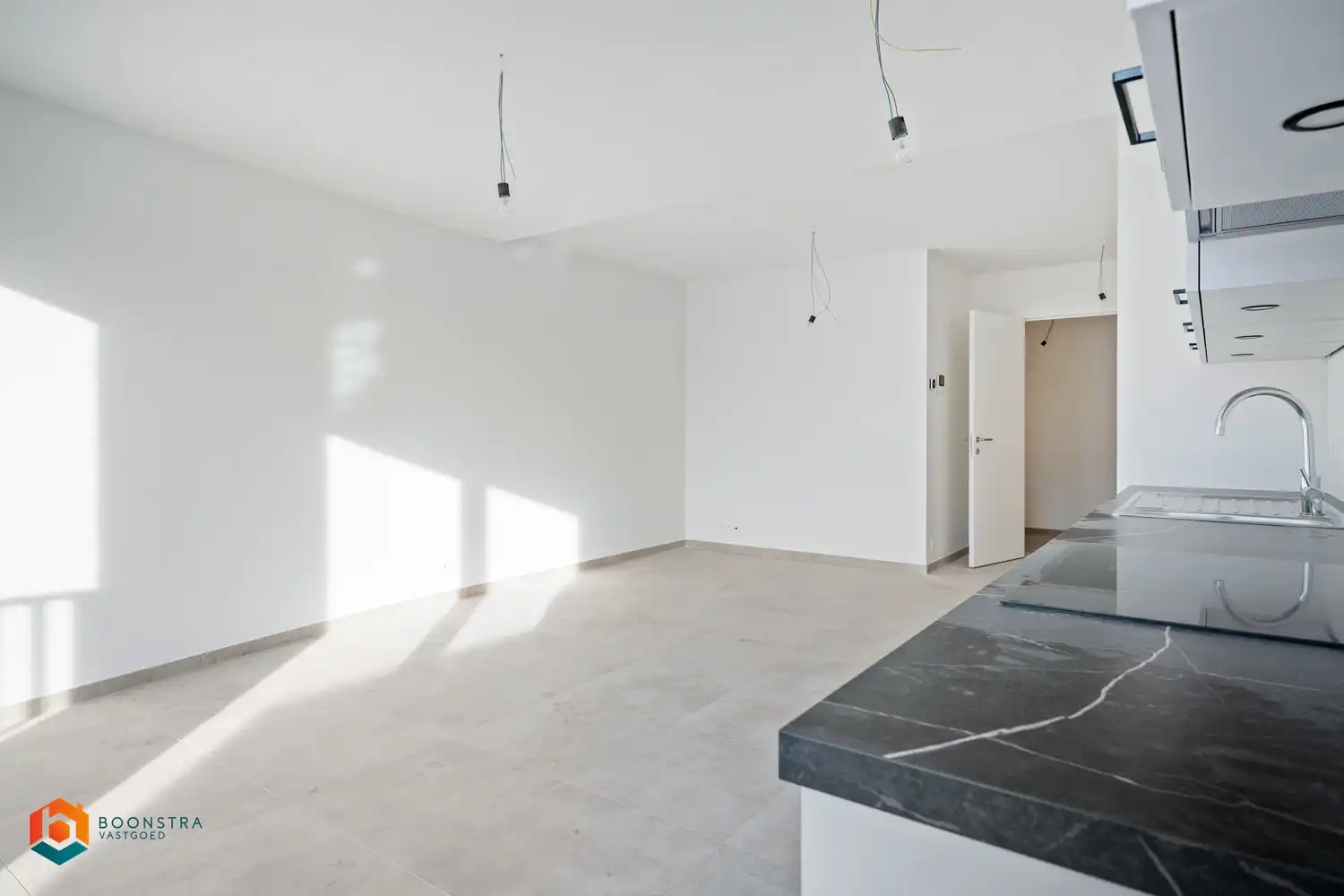 BEN app. met 1 slpkr en ruim terras foto 6