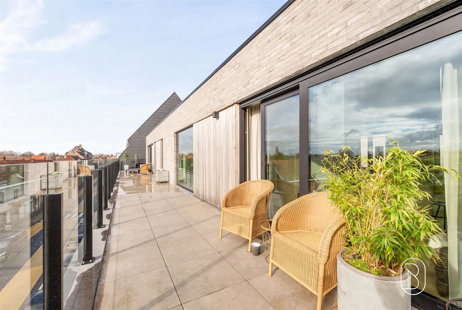 Prachtige penthouse met 3 slk op toplocatie in Harelbeke foto 3