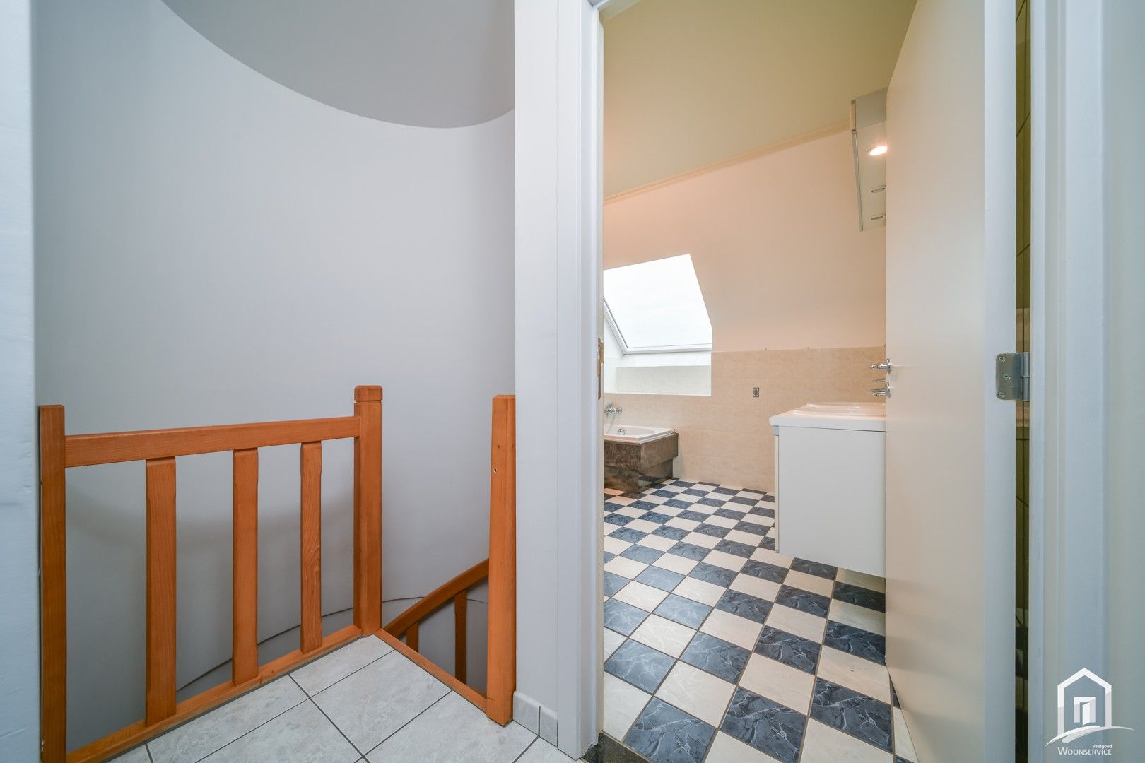 Gezellig en ruim duplex-appartement in centrum Aalst foto 16