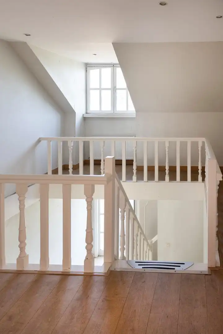Te renoveren villa op perceel van 2.433 m². foto 9