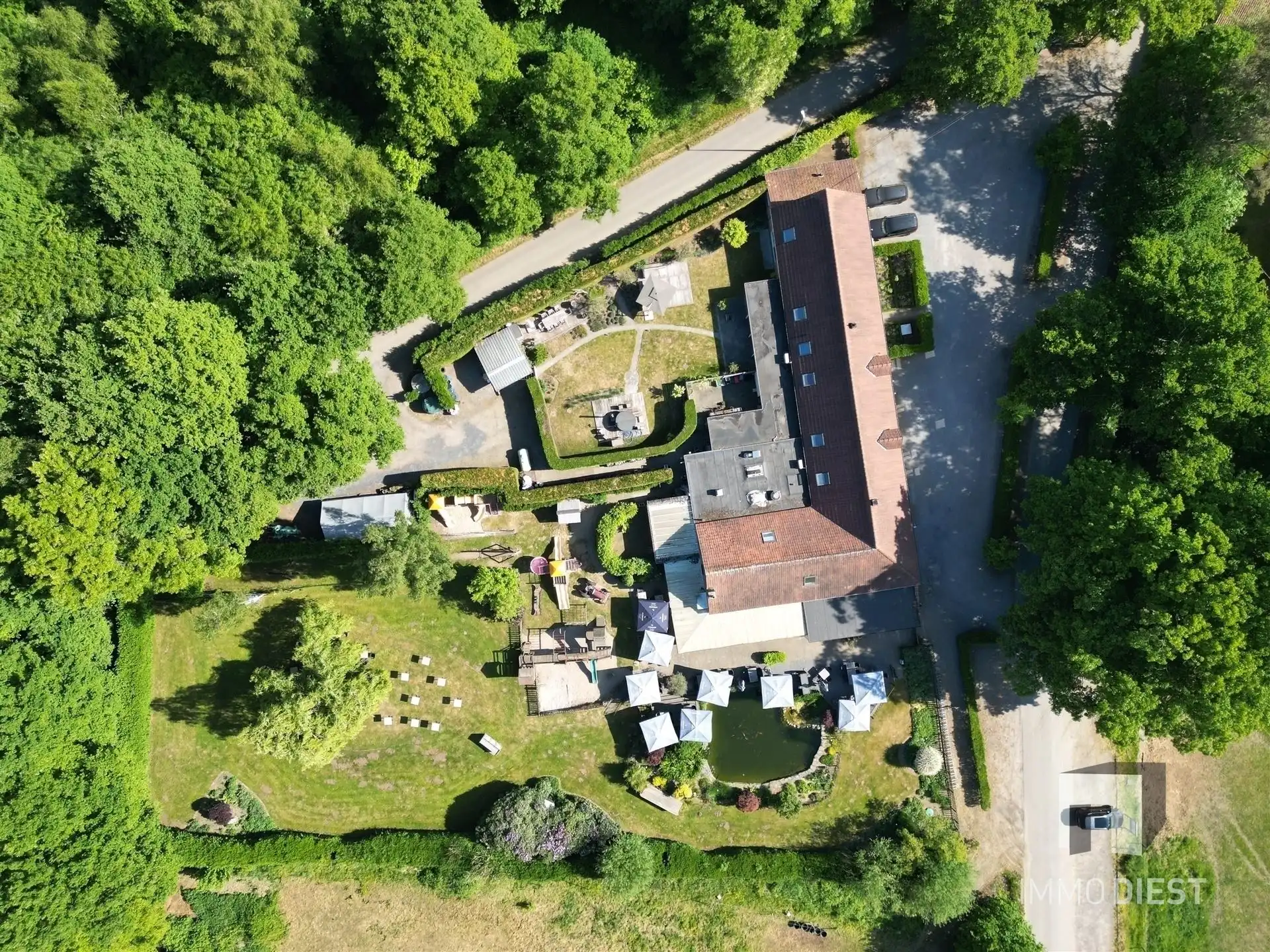 Brasserie - restaurant - feestzaal - privéwoonst foto 66