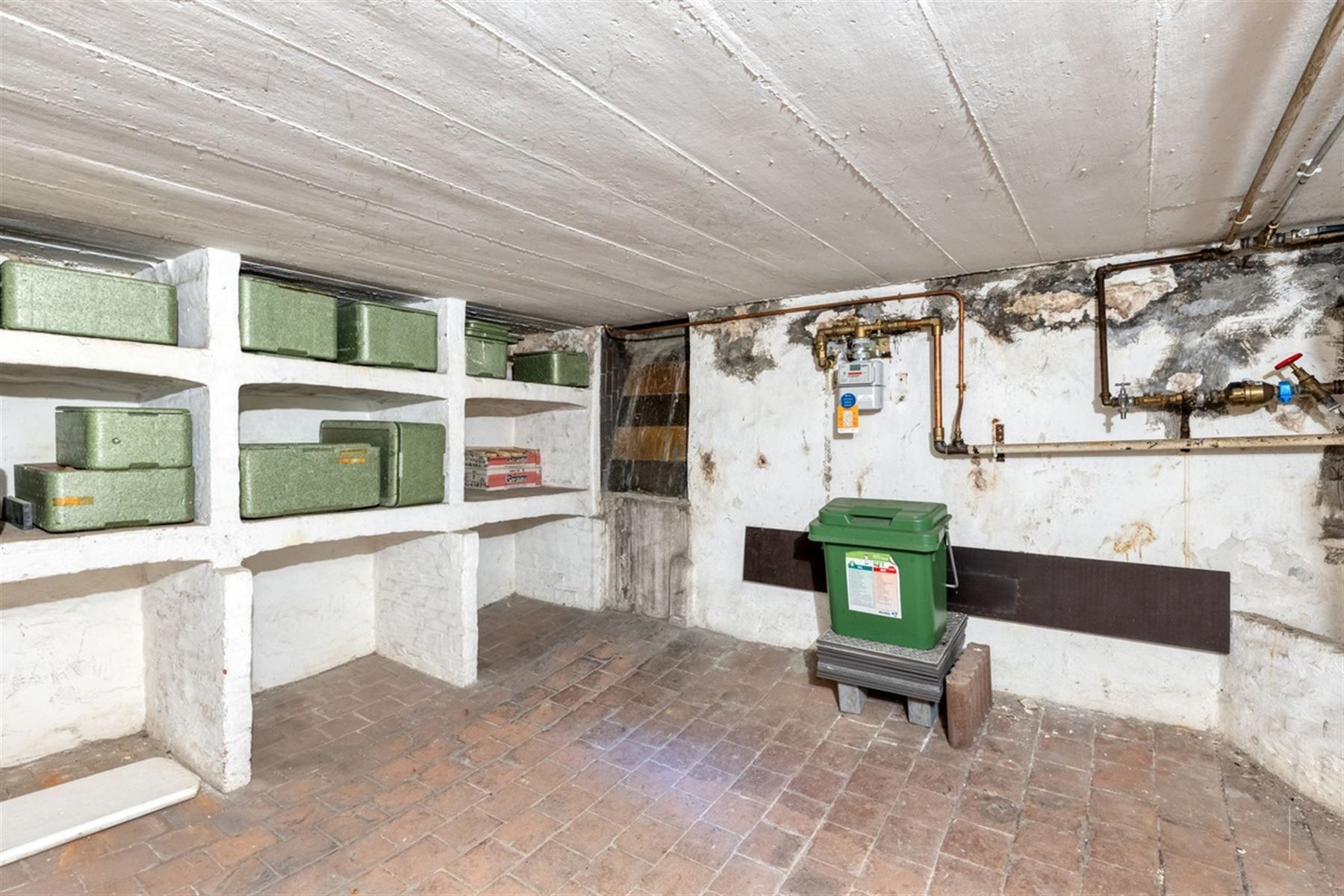 Halfopen bebouwing met 4 slaapkamers en garage foto 16