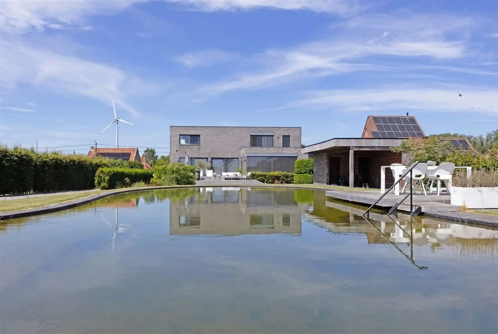 Landelijk gelegen villa met weids zicht. foto 3