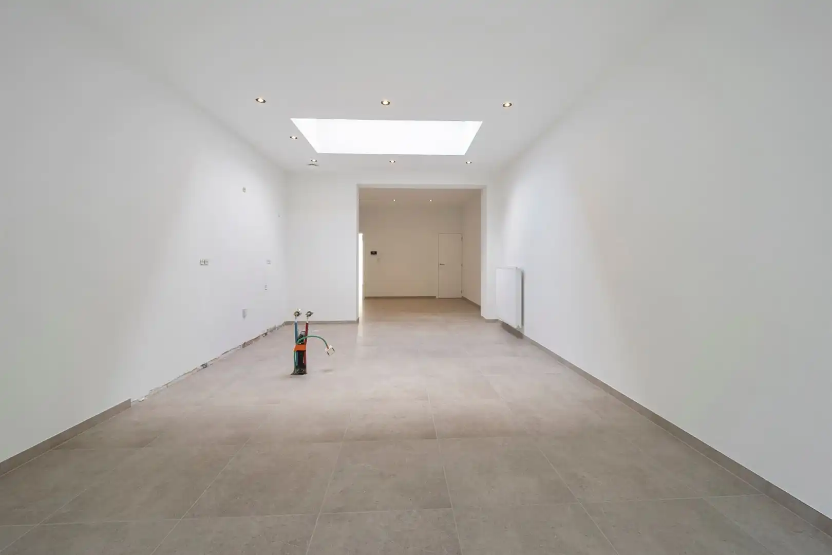 Volledige gerenoveerde woning met 2 slaapkamers foto 6