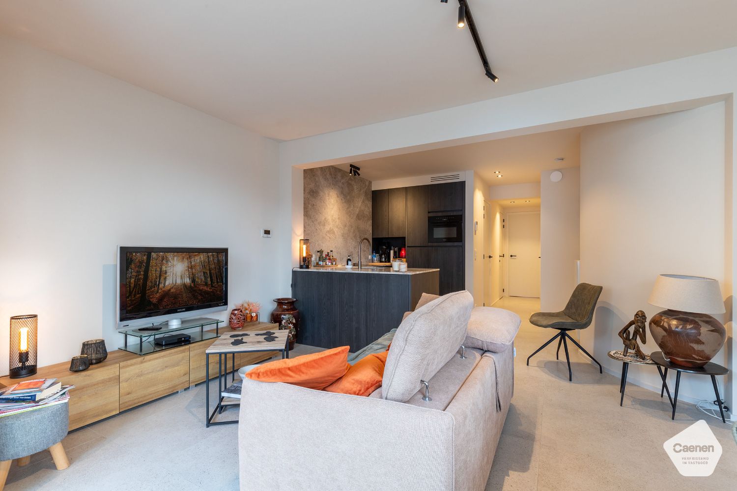 Luxueus tweeslaapkamer appartement met lateraal zeezicht! foto {{pictureIndex}}