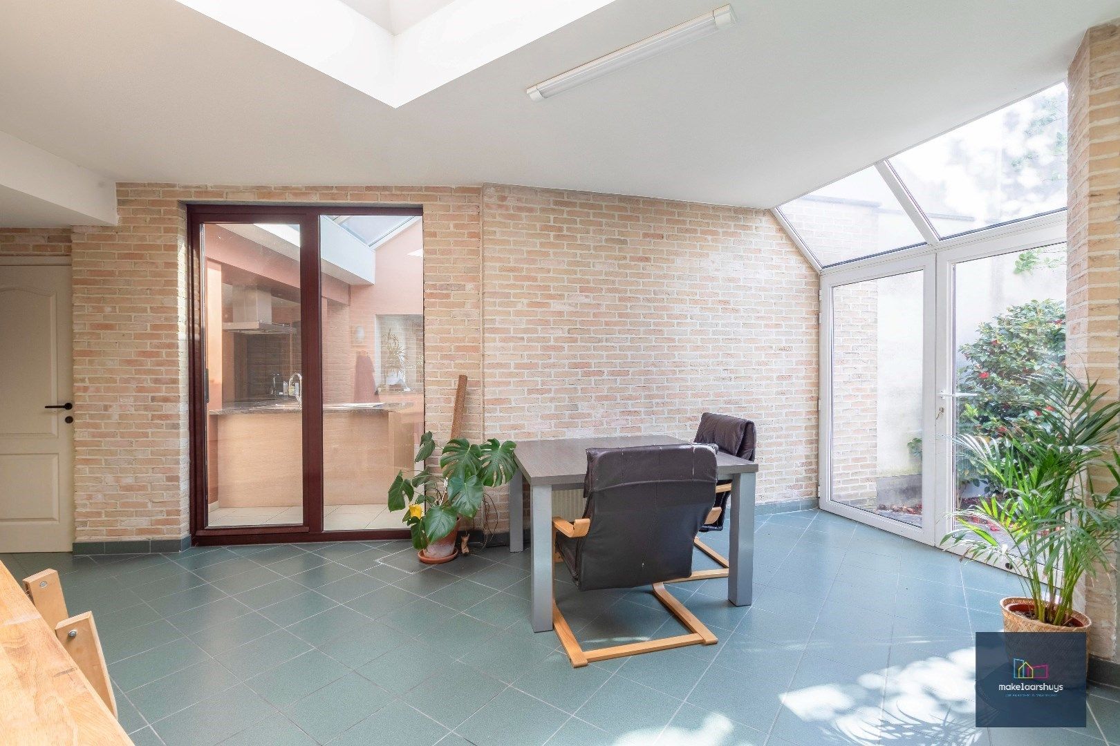 Ruime woning met tuin en dubbele garage in Gent  foto 16