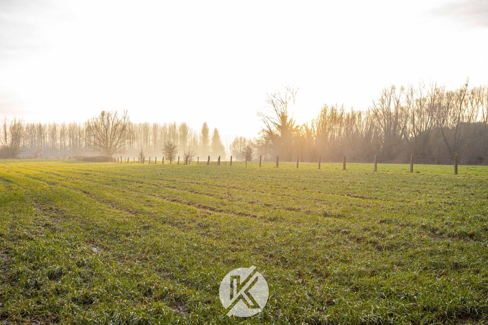 Vierkantshoeve op landelijke locatie foto 8