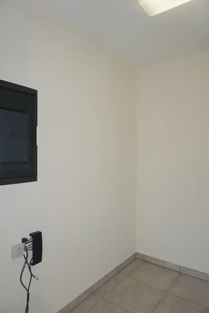 Ruim appartement van 110 m² met 2 slaapkamers, lift, 2 autostaanplaatsen en twee terrassen in het centrum van Paal foto 5