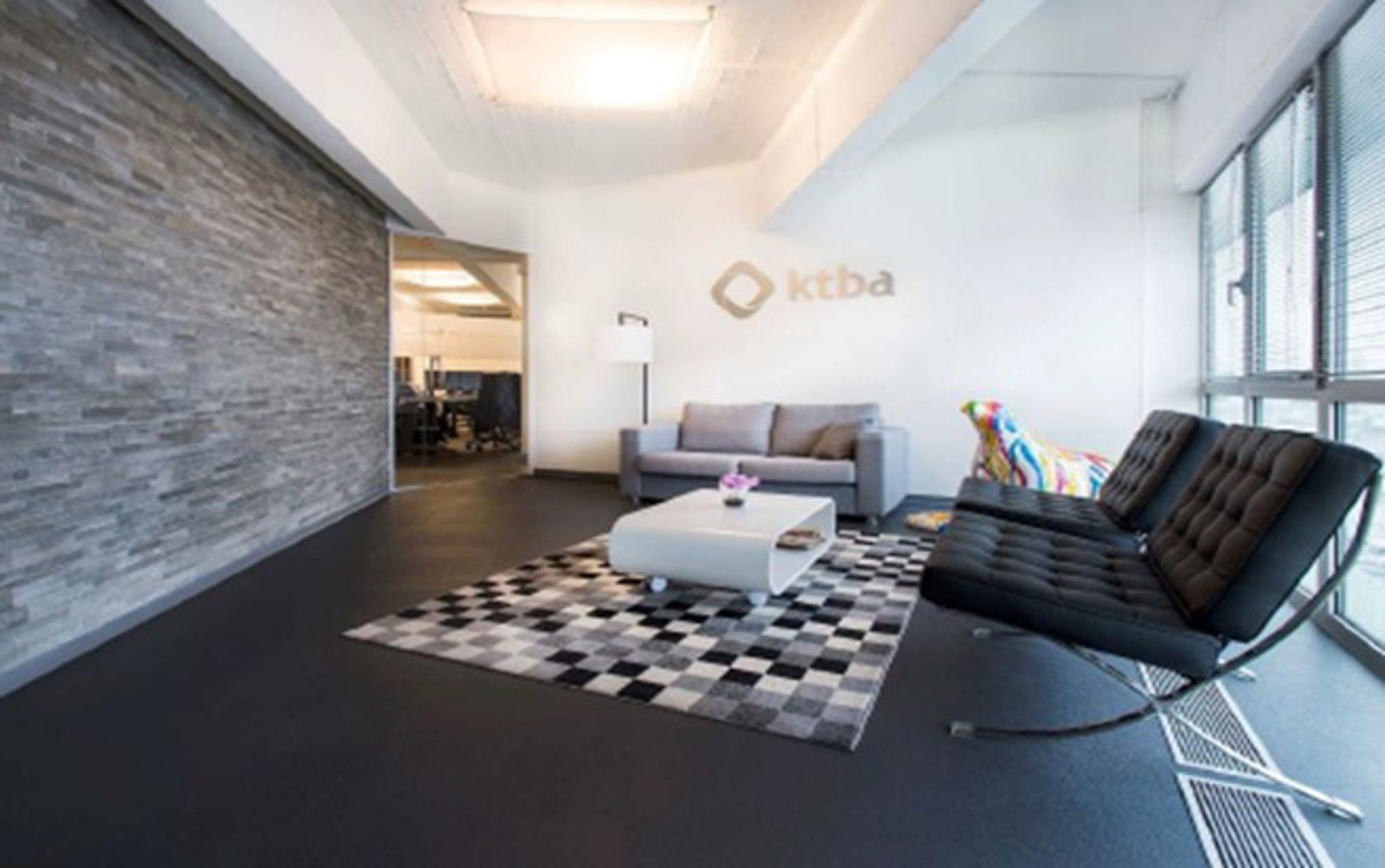 Kantoorruimte 240m²  te huur - Antwerpen Noord foto 4