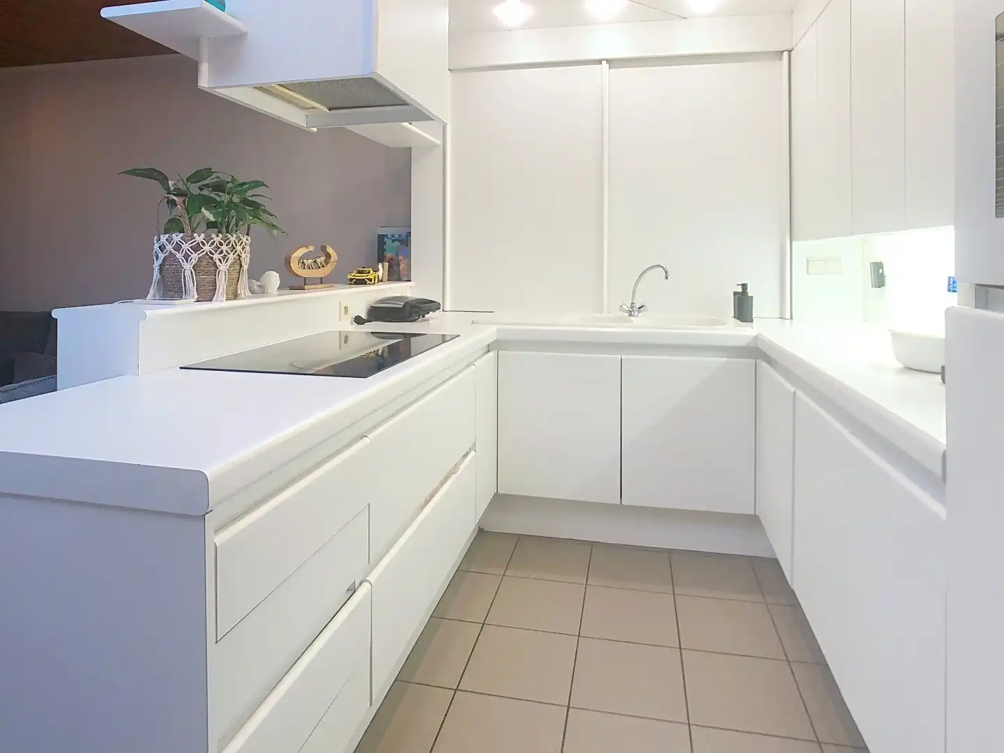Volledig gerenoveerde woning vlakbij centrum en winkels foto 4