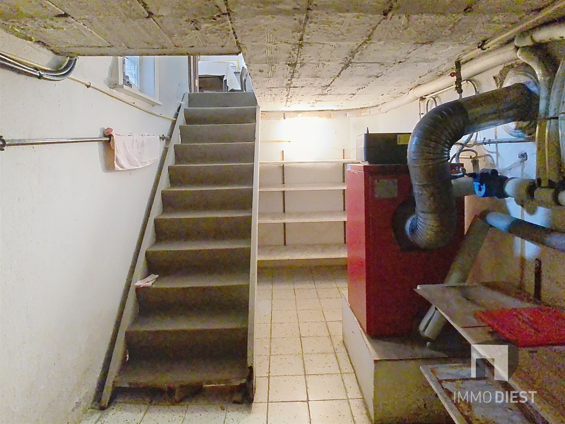 Te renoveren woning met bijgebouw op 5a 29ca. foto 33