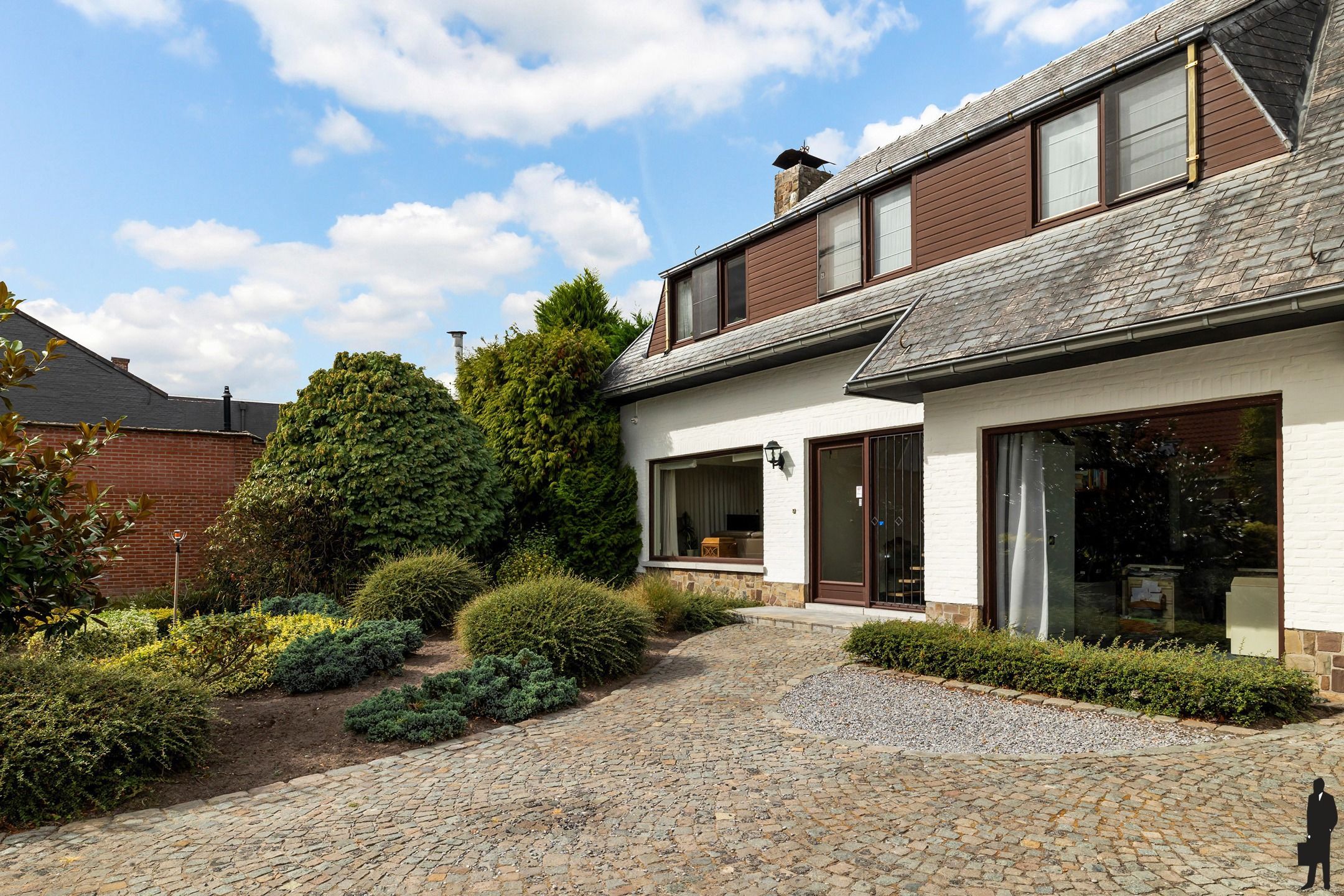 Villa met binnenzwembad, royale tuin en perfecte ligging foto 2