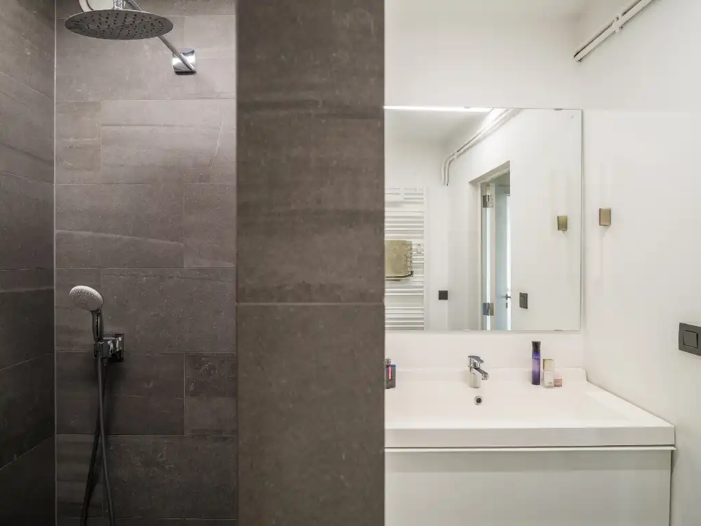 Gent centrum – Ruim appartement met drie slaapkamers en terras nabij het Zuidpark foto 9