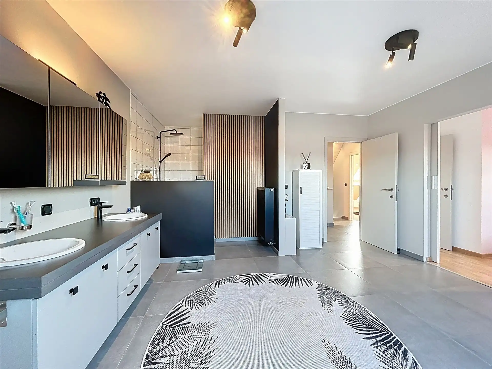 Prachtig duplex-appartement met 3 slaapkamers en terras op toplocatie foto 12